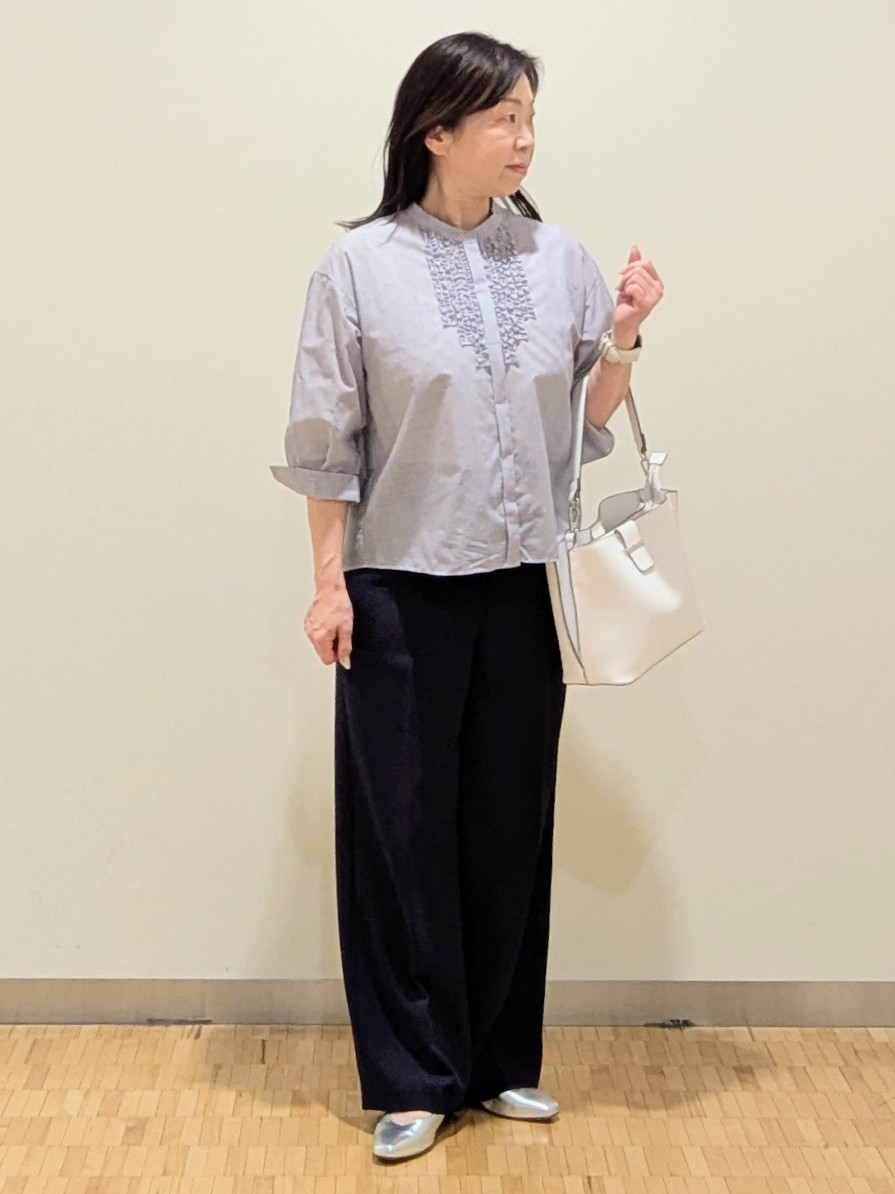 なおさんの「Reflect｜【接触冷感】八分袖フロントフリルブラウス」を使ったコーディネート