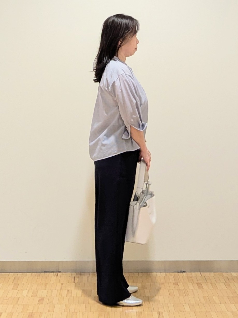 なおさんの「Reflect｜【接触冷感】八分袖フロントフリルブラウス」を使ったコーディネート
