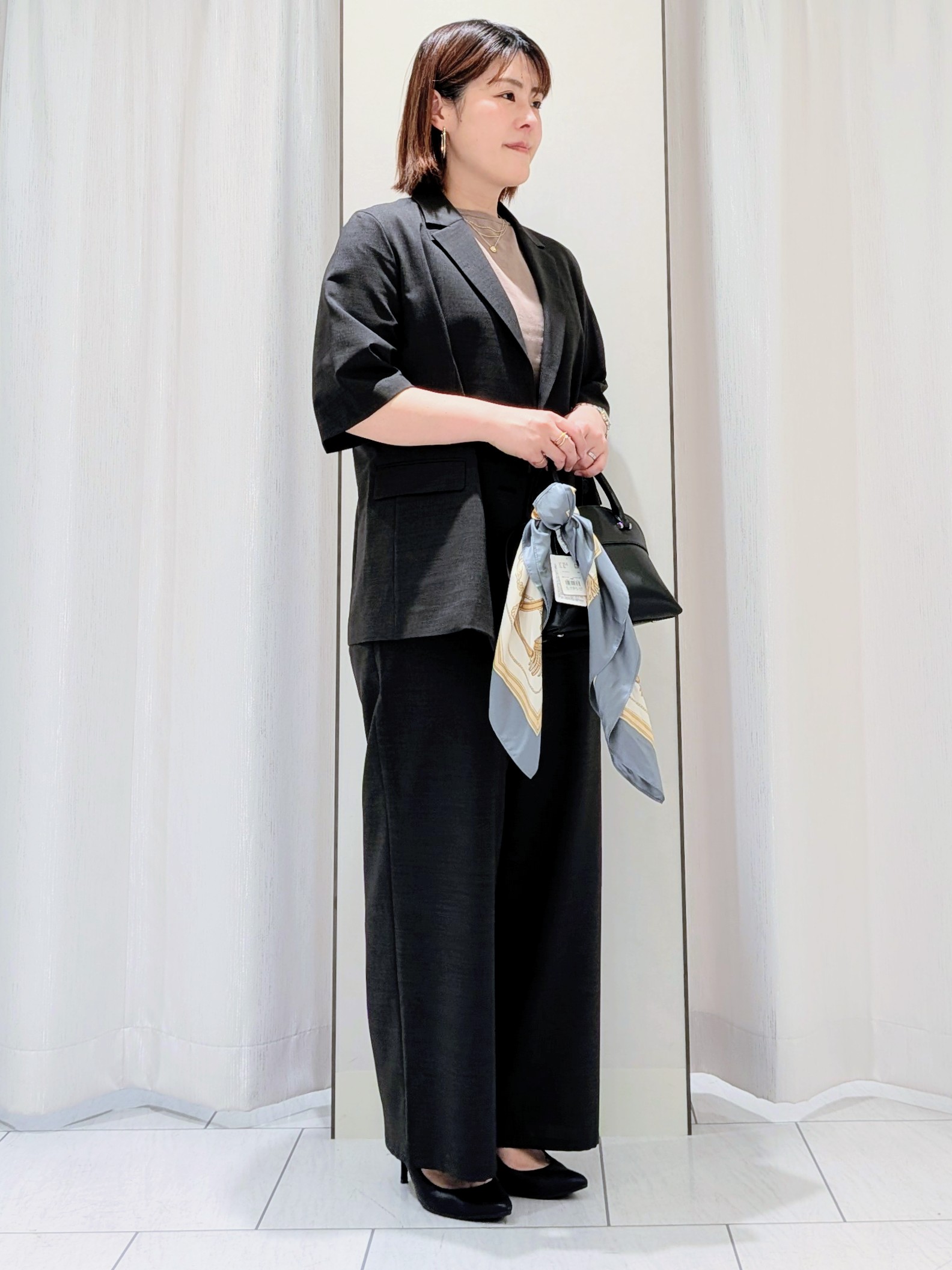 Onumaさんの「UNTITLED｜【シワになりにくい/セットアップ可/接触冷感】ハーフスリーブジャケット」を使ったコーディネート