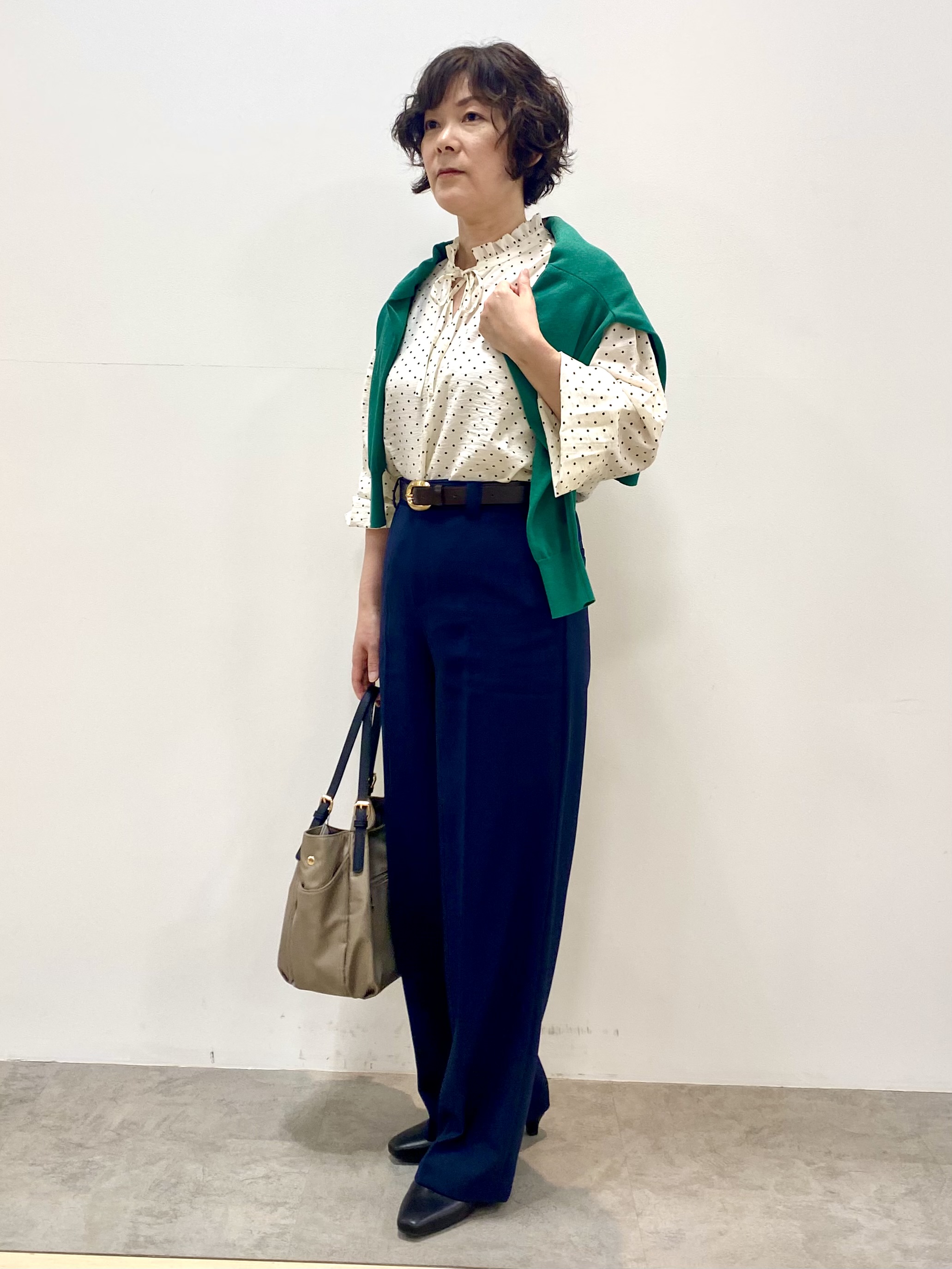 oharaさんの「Reflect｜ステッチワークストレートワイドパンツ」を使ったコーディネート