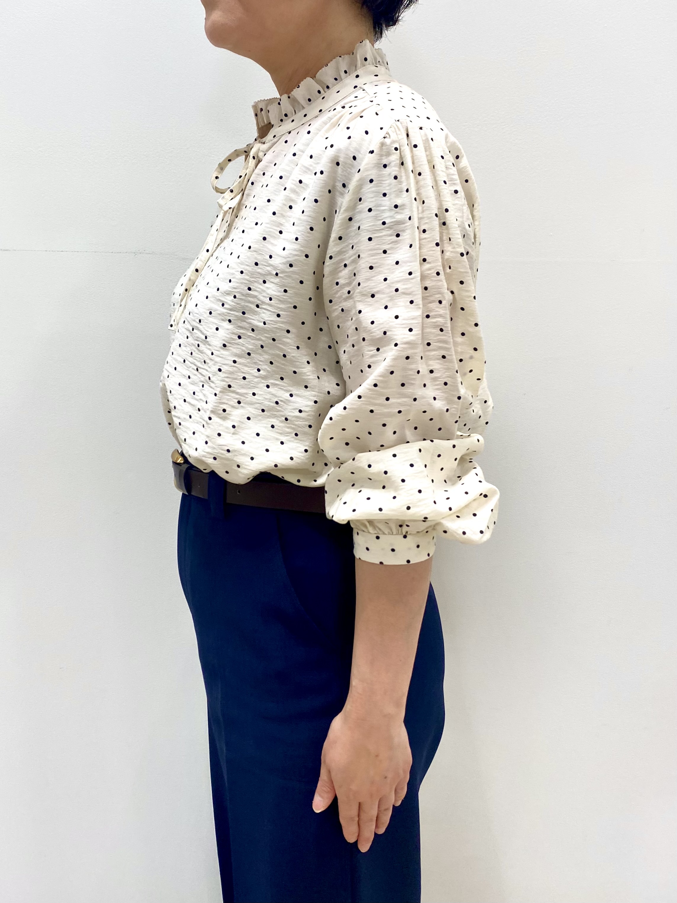 oharaさんの「Reflect｜ステッチワークストレートワイドパンツ」を使ったコーディネート