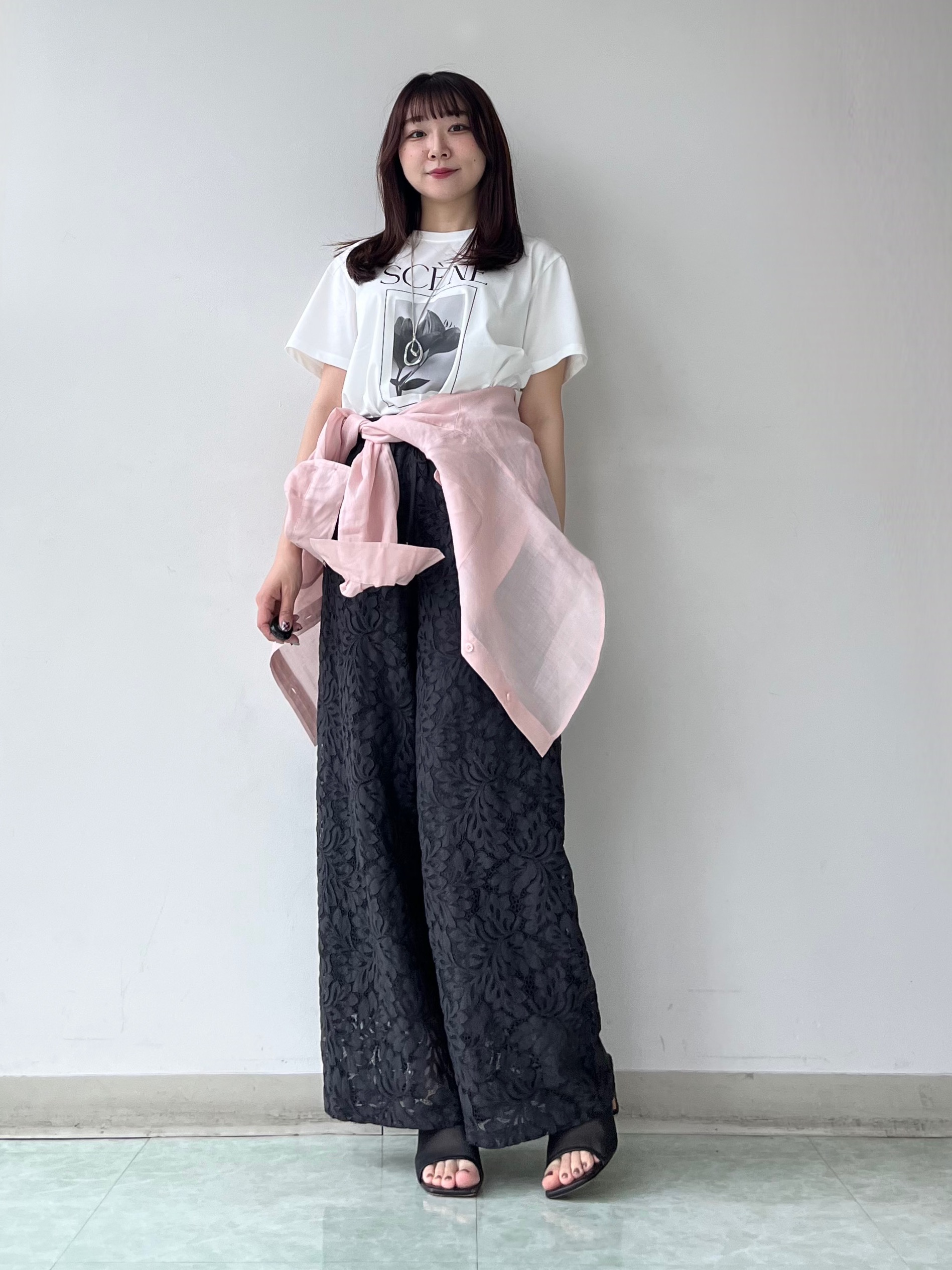 KAHOさんの「UNTITLED｜【古畑星夏さん着用/接触冷感】ドライタッチシャツ」を使ったコーディネート
