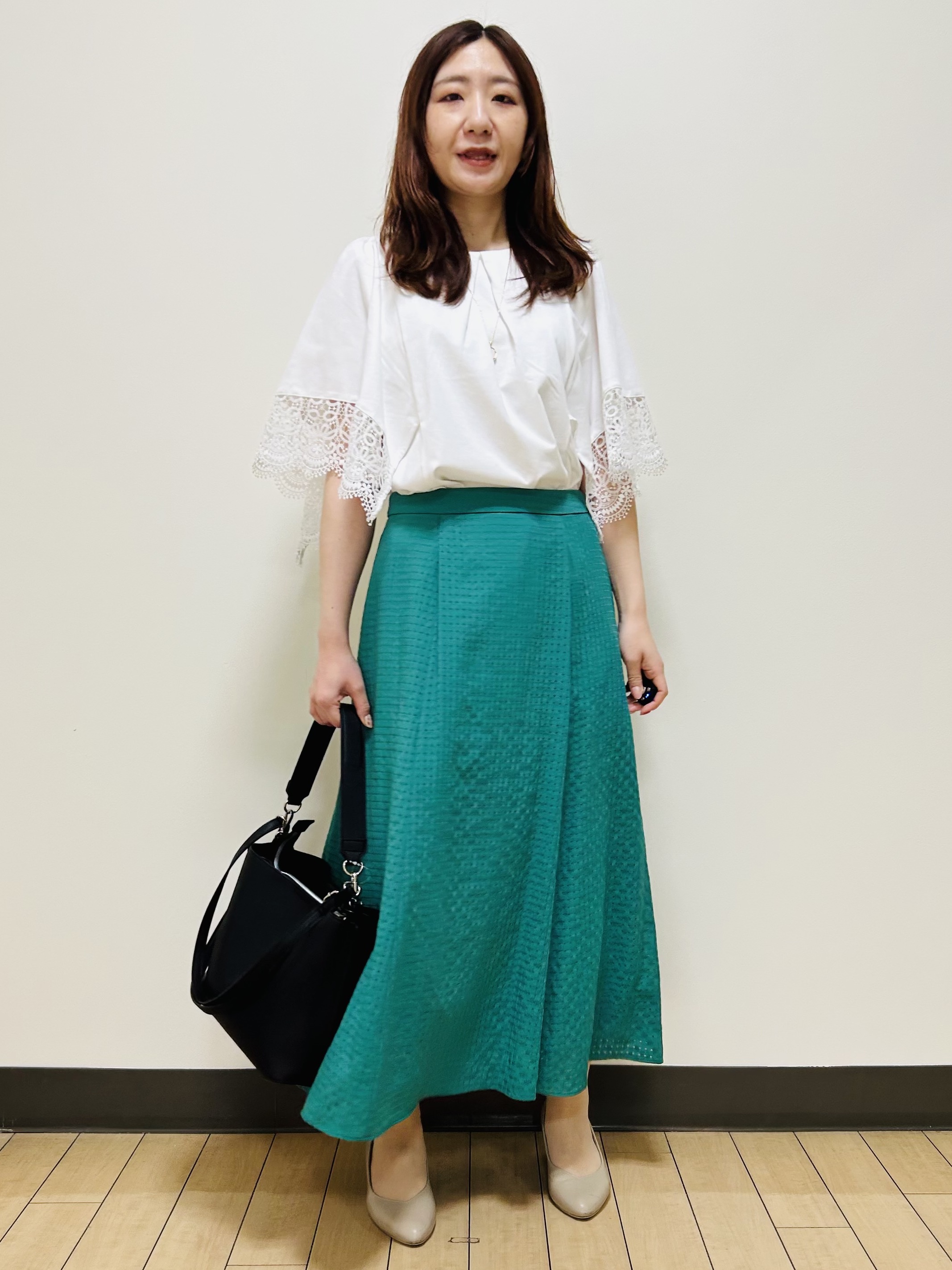 miiiさんの「Reflect｜【UVカット／接触冷感】レーススリーブジャージカットソー」を使ったコーディネート