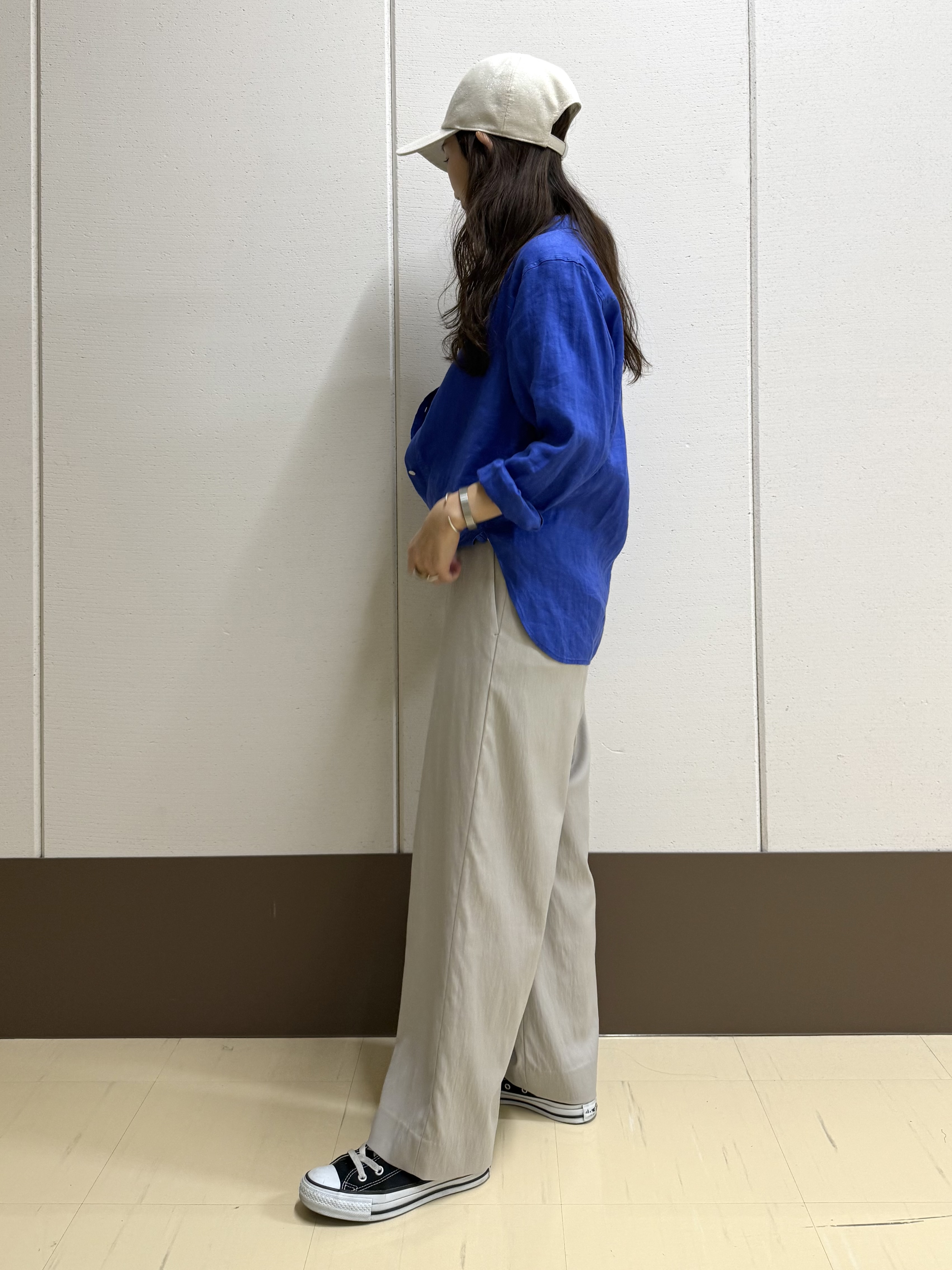 mamiさんの「INDIVI｜【UVケア／選べるグラフィック】スムースジャージTシャツ」を使ったコーディネート