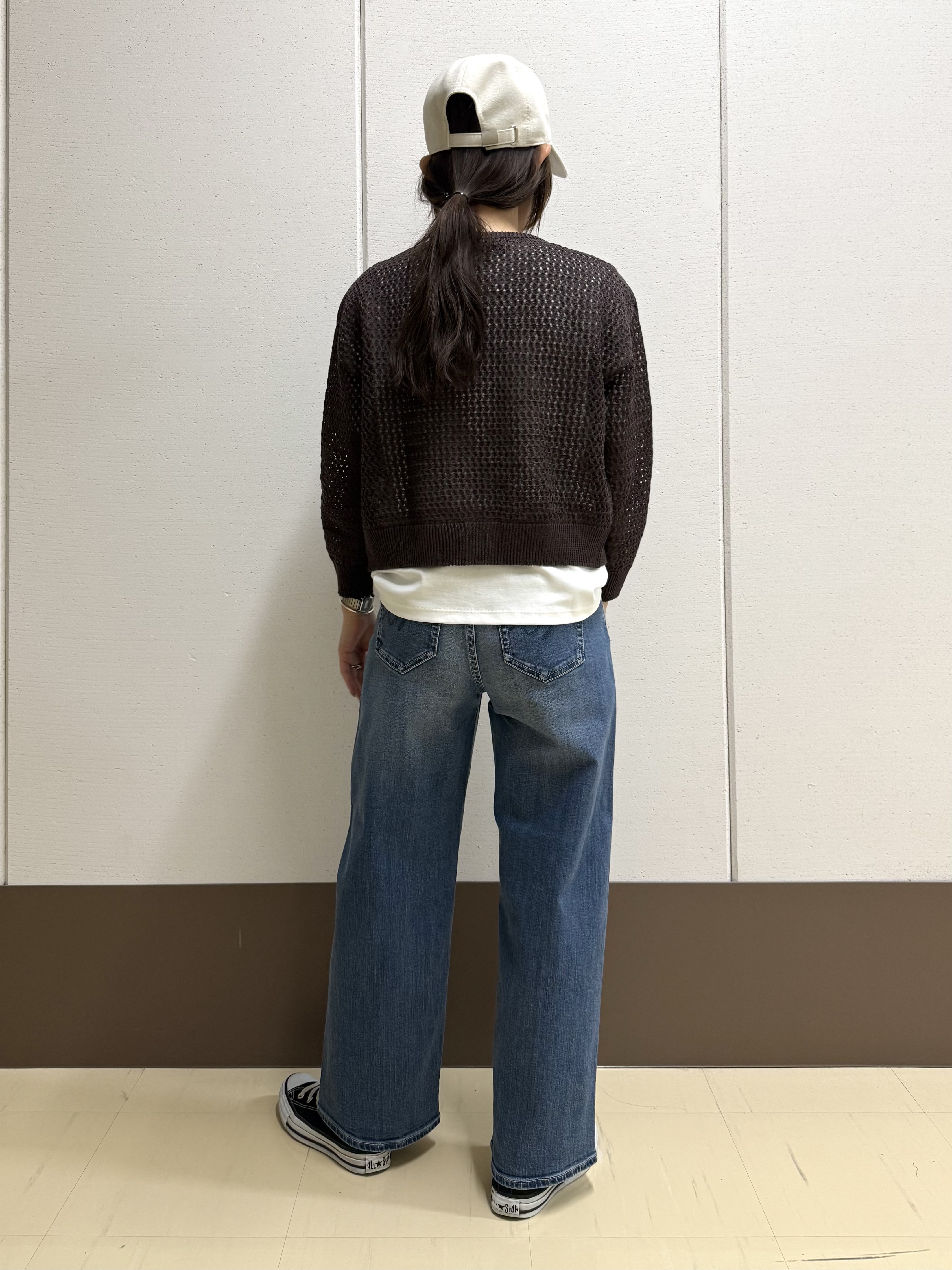 mamiさんの「INDIVI｜【UVケア／選べるグラフィック】スムースジャージTシャツ」を使ったコーディネート