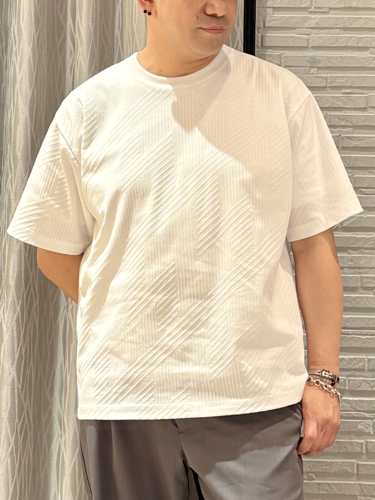 Pーyamaさんの「THE SHOP TK｜LITE TEX バンドカラー半袖シャツ 接触冷感/吸水速乾/UVカット/アンチピリング/イージーケ」を使ったコーディネート