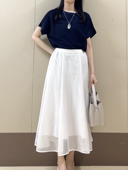 sechiさんの「UNTITLED｜【11色展開/体型カバー】前後2WAYフレンチスリーブニット」を使ったコーディネート