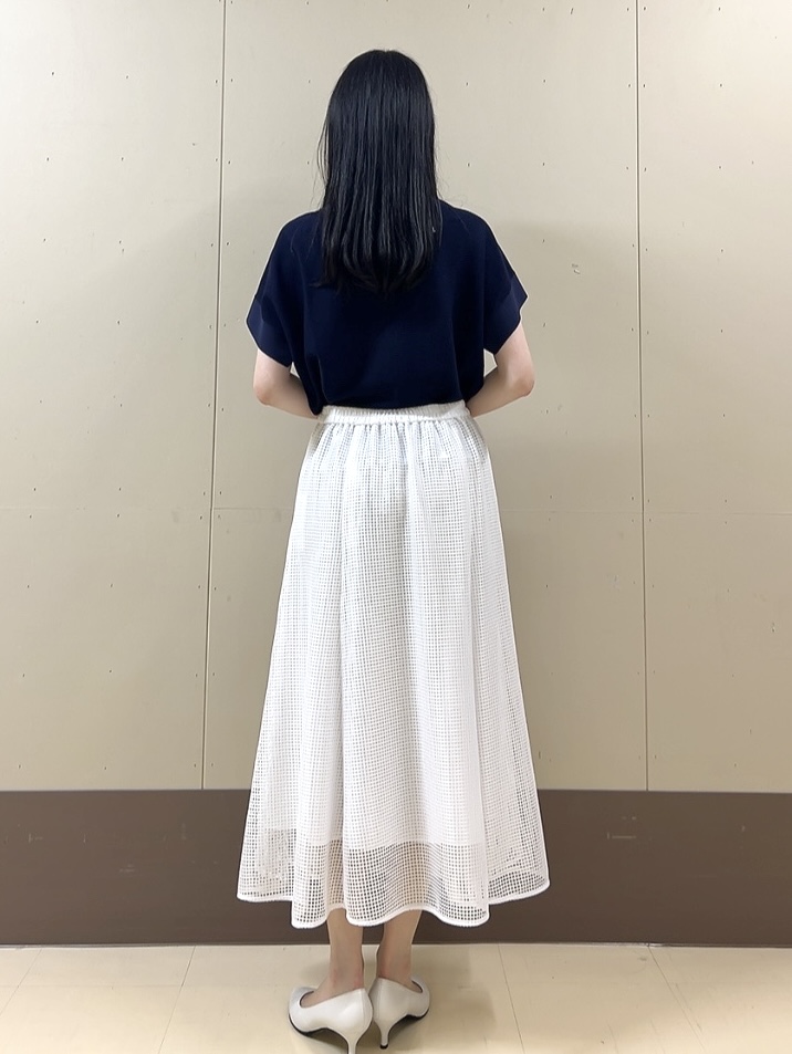 sechiさんの「UNTITLED｜【11色展開/体型カバー】前後2WAYフレンチスリーブニット」を使ったコーディネート