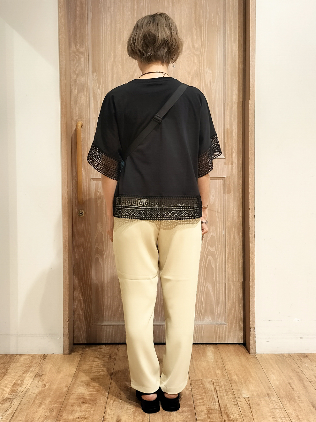 YUKIさんの「SHOO･LA･RUE｜【洗濯機可/ひんやり/体型カバー/S-LL】レース使いがポイント デザインTシャツ」を使ったコーディネート