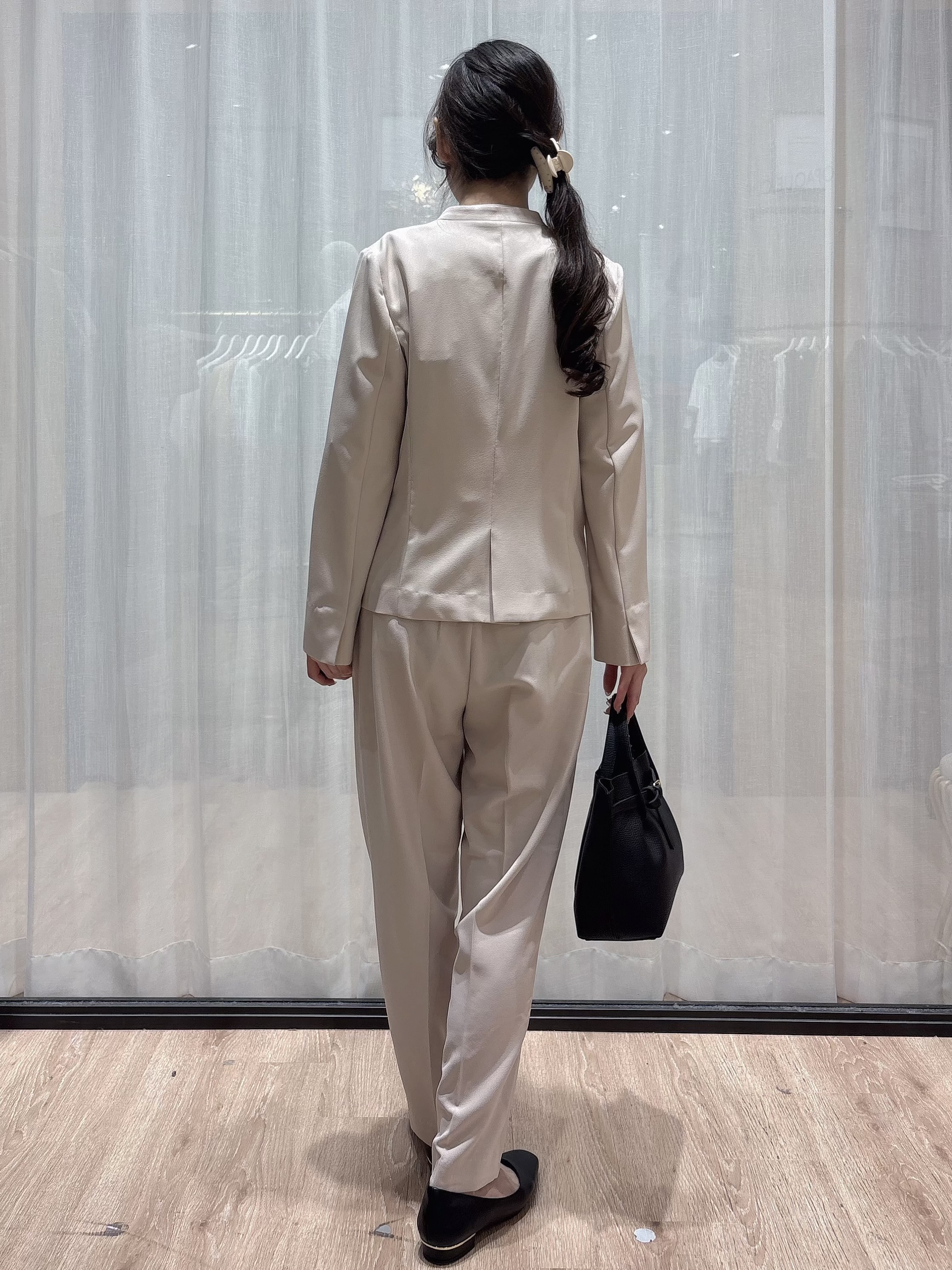 ぞうげさんの「OPAQUE.CLIP｜【接触冷感／吸水速乾】ノーカラージャケット／セットアップ対応可《洗える／防シワ／ストレッチ》」を使ったコーディネート