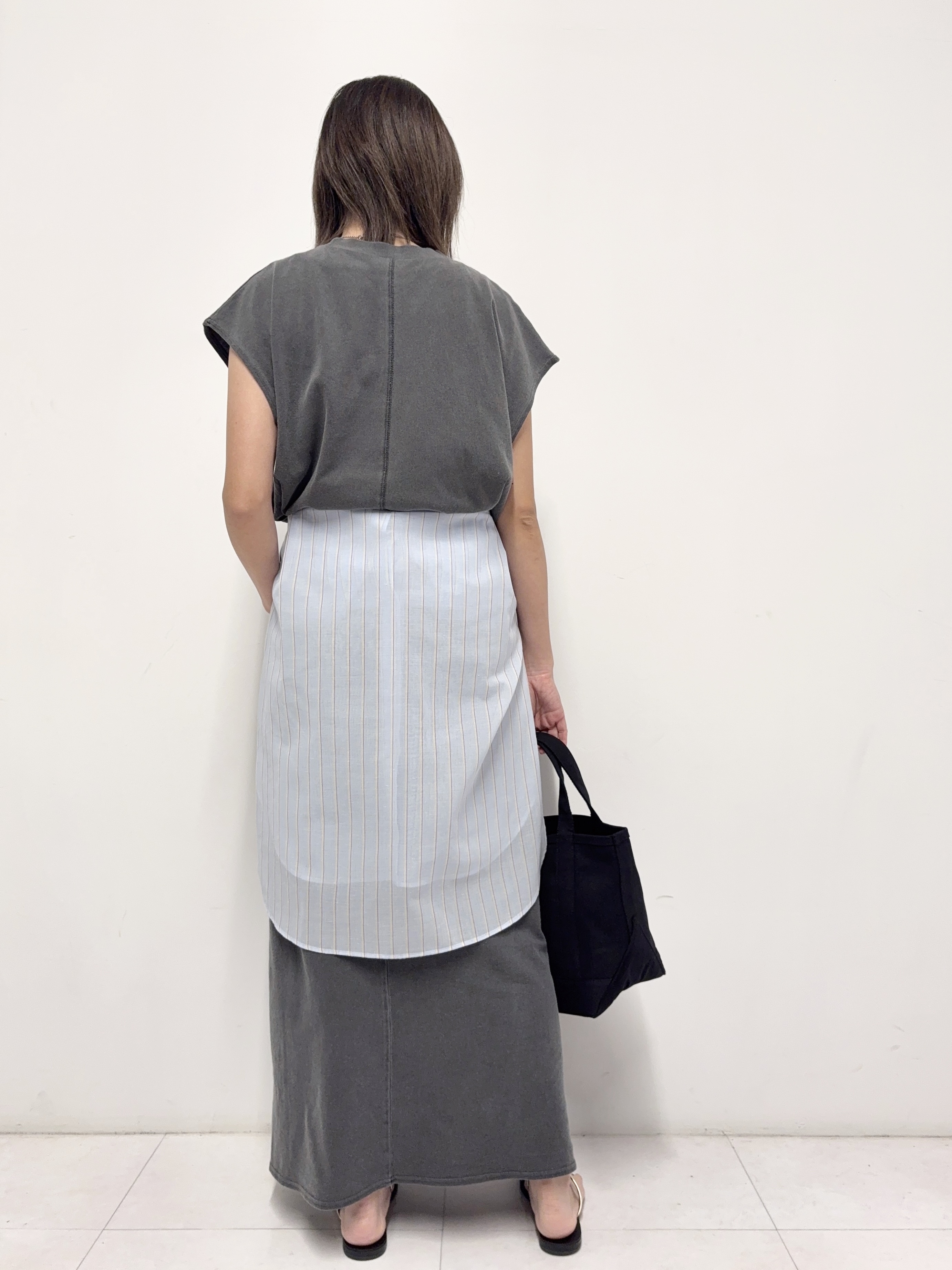 Nishijimaさんの「DRESSTERIOR｜STAR＆STRIPE（スターアンドストライプ）フレンチスリーブトップス」を使ったコーディネート