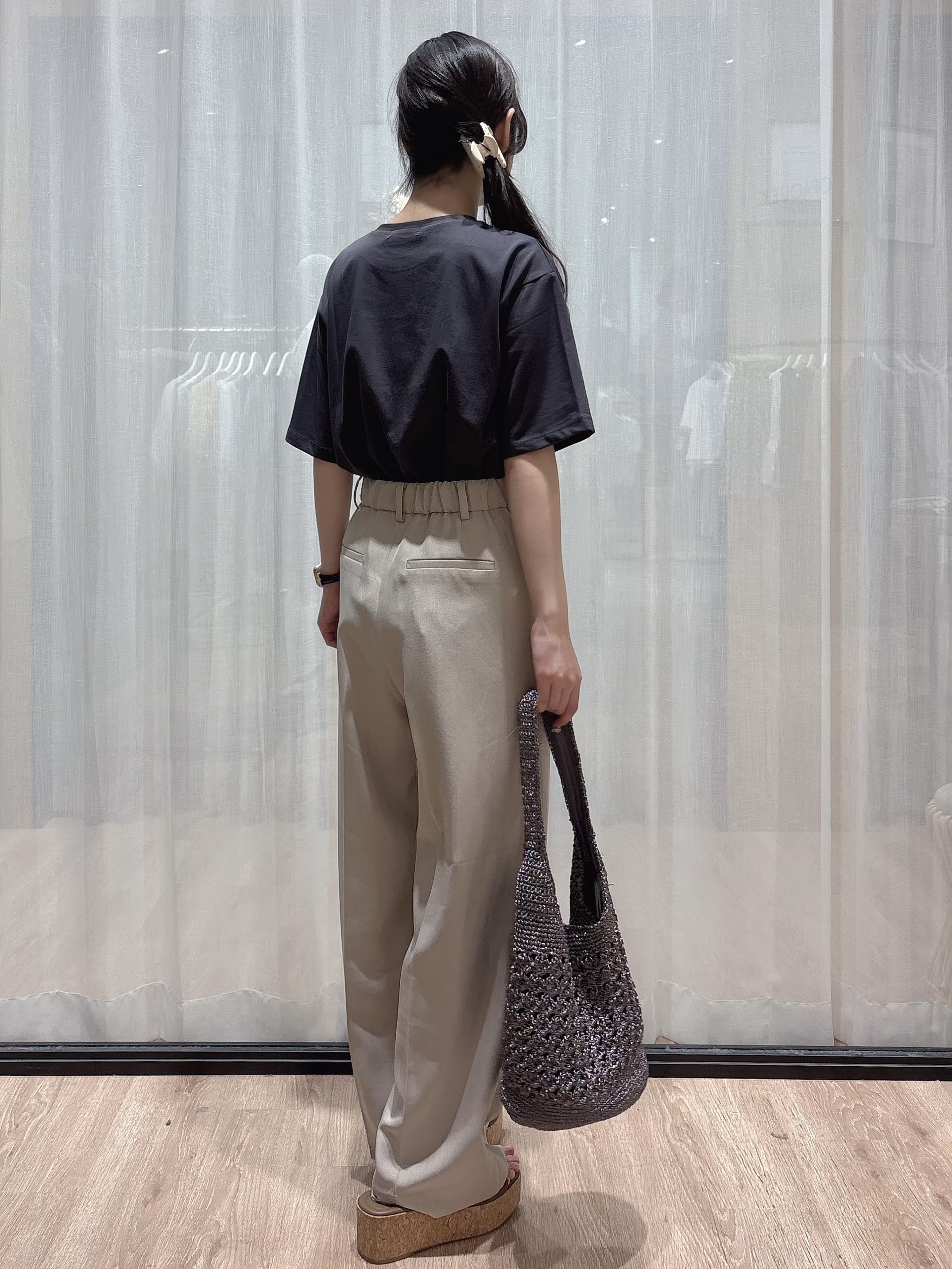 ぞうげさんの「OPAQUE.CLIP｜ロゴプリントアソートTシャツ【洗濯機OK】」を使ったコーディネート