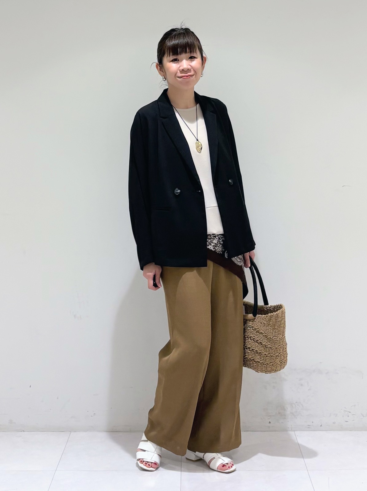 tsuyuさんの「INDIVI｜リネン調ペーズリースカーフ」を使ったコーディネート