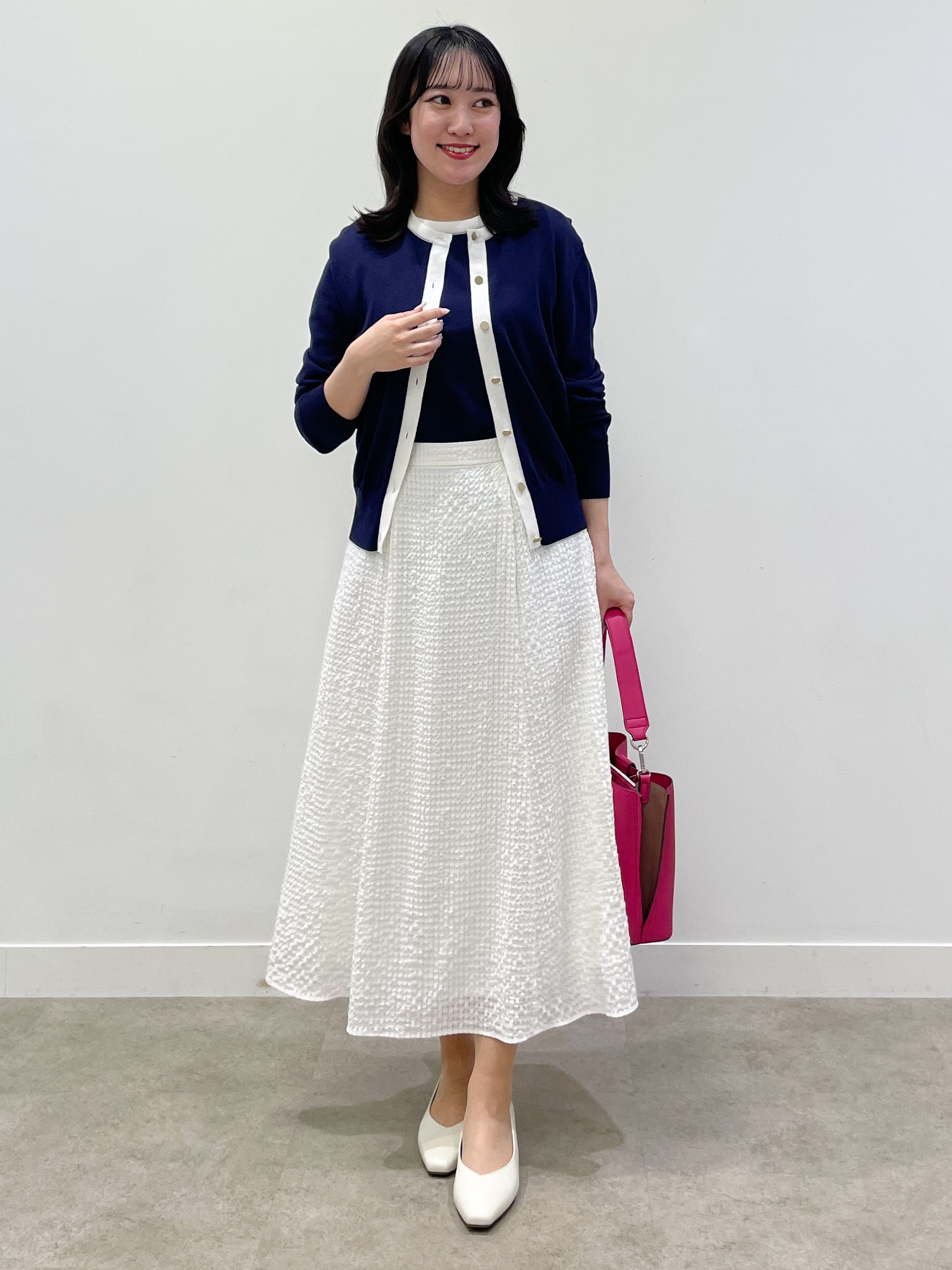 yukariさんの「Reflect｜【アンサンブル可】バイカラーカーディガン」を使ったコーディネート