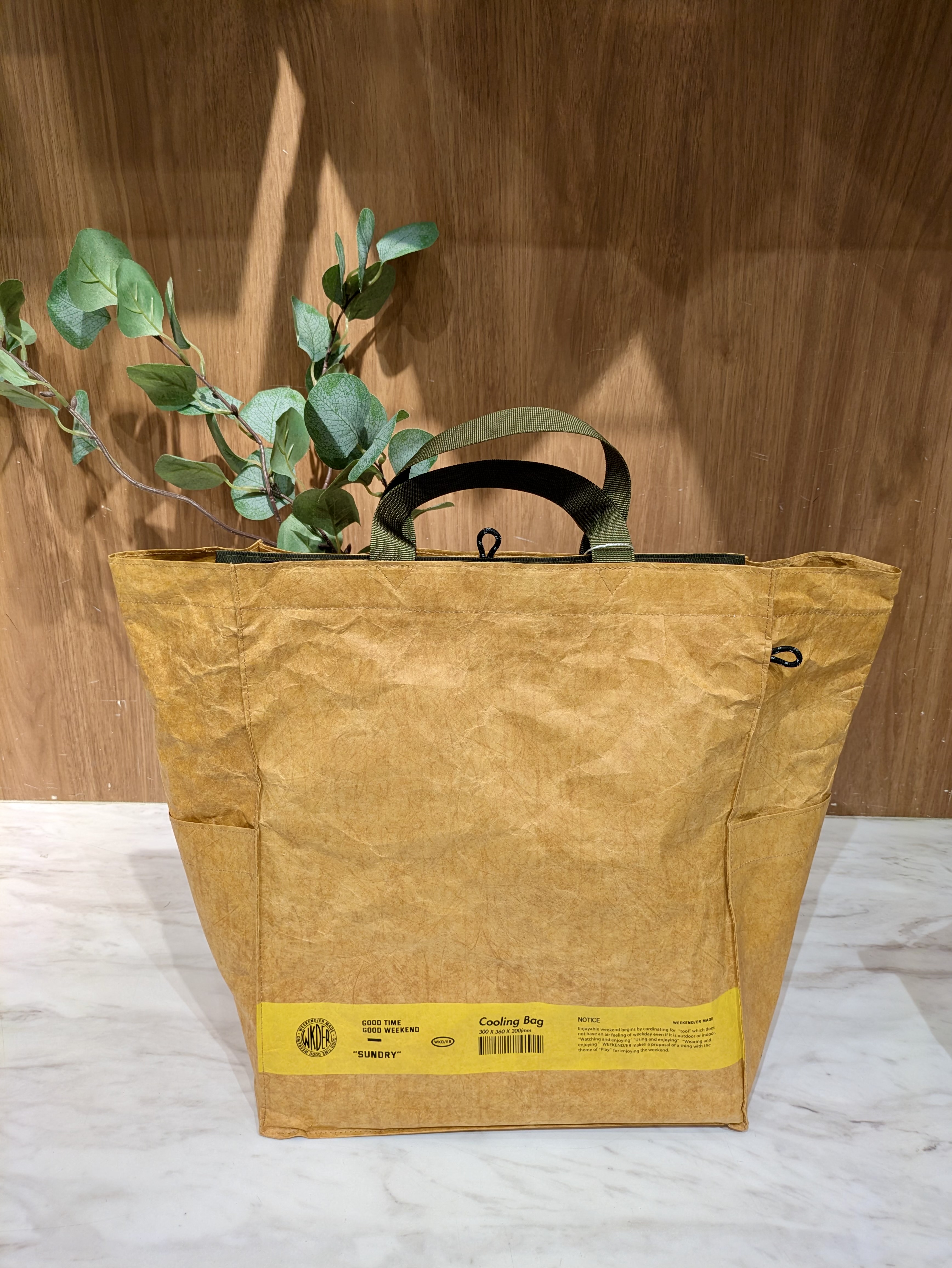 n.さんの「212 KITCHEN STORE｜COOLBAG BOTTLE GY」を使ったコーディネート