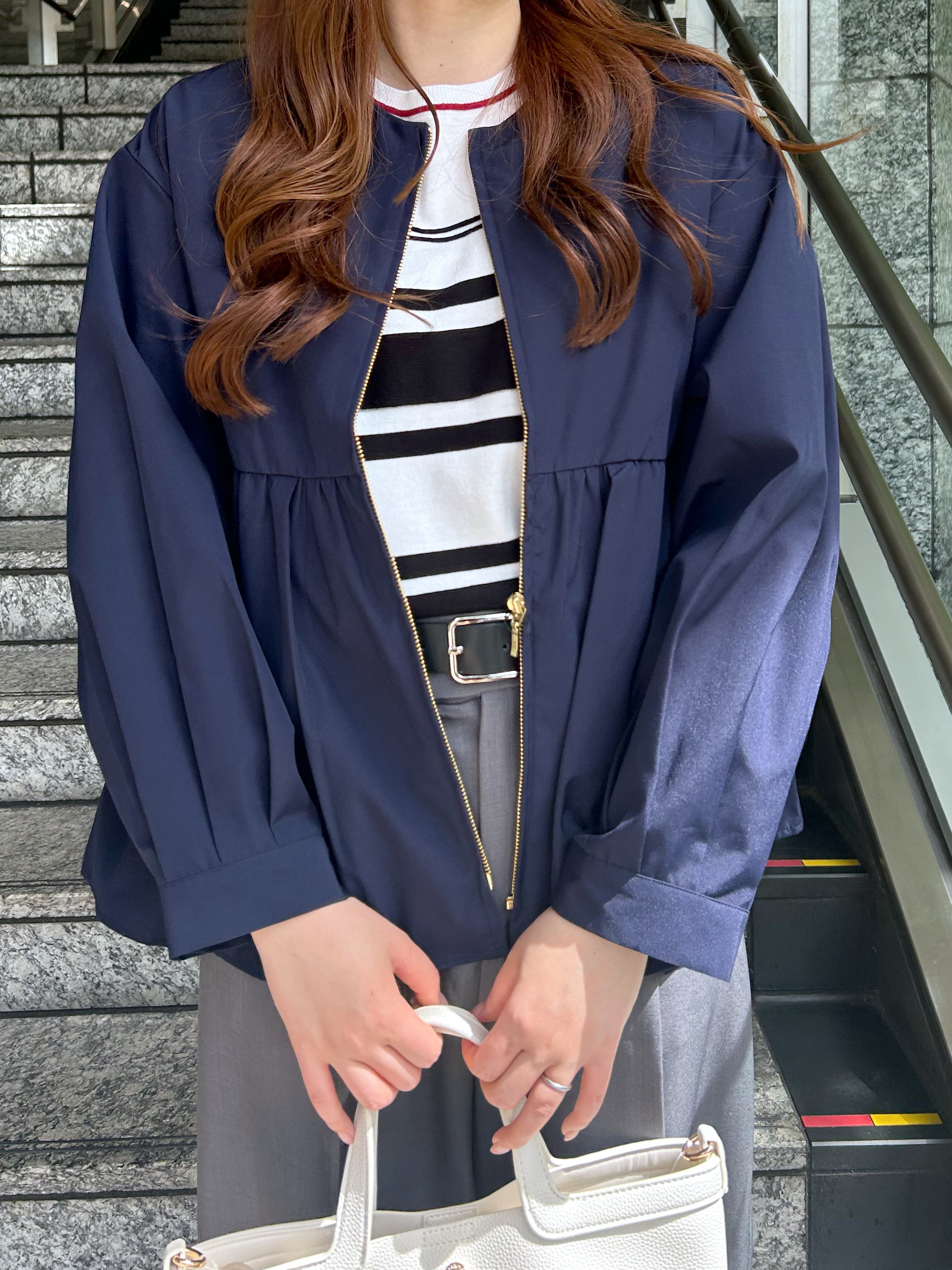 Risaさんの「OPAQUE.CLIP｜撥水ノーカラーペプラムブルゾン【洗濯機OK／抗ピル】」を使ったコーディネート