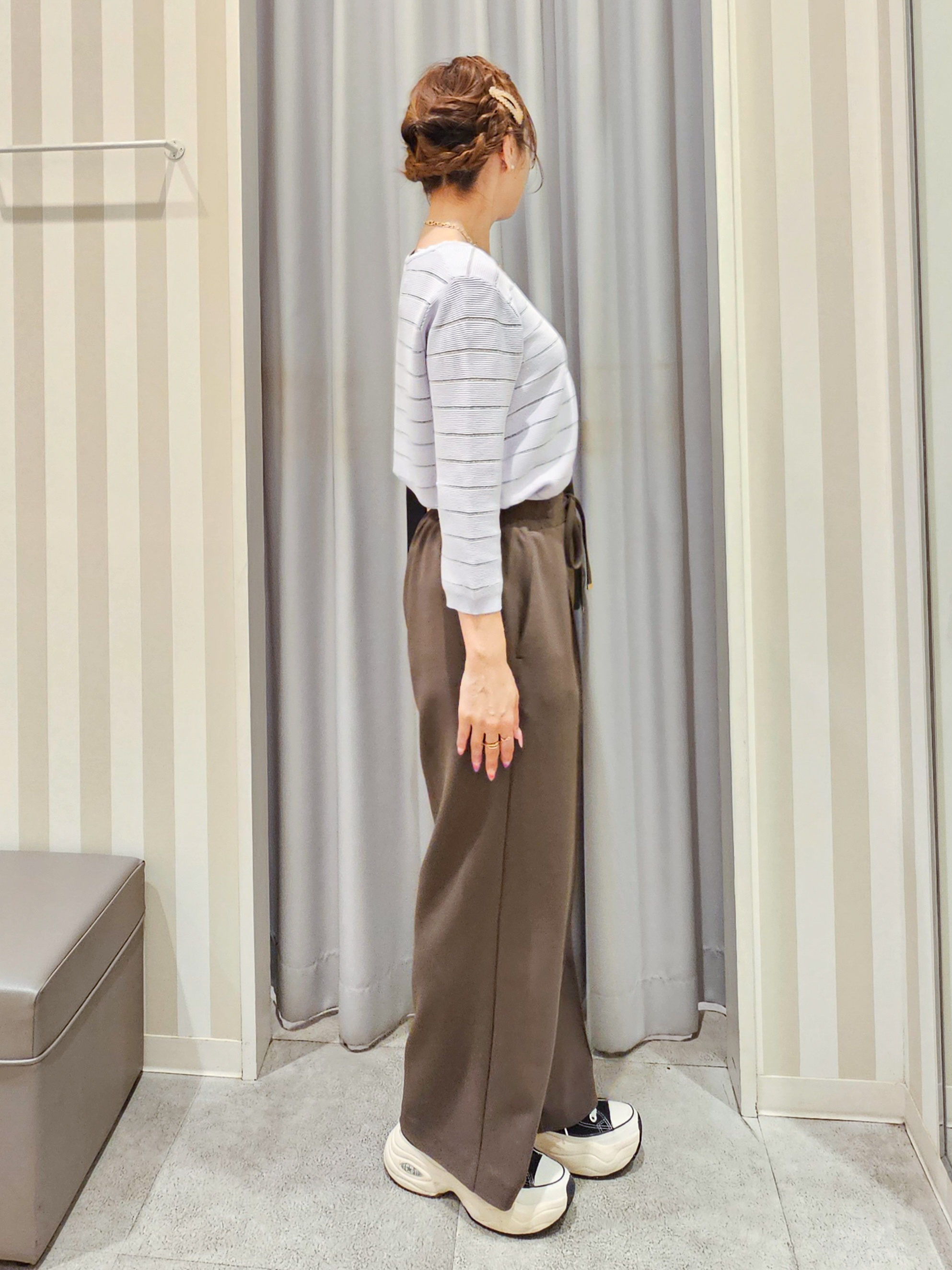 ゆゆさんの「SHOO･LA･RUE｜【高レビュー/洗濯機可/S-LL】さらっと着られる 8分袖Ⅴネックニット」を使ったコーディネート