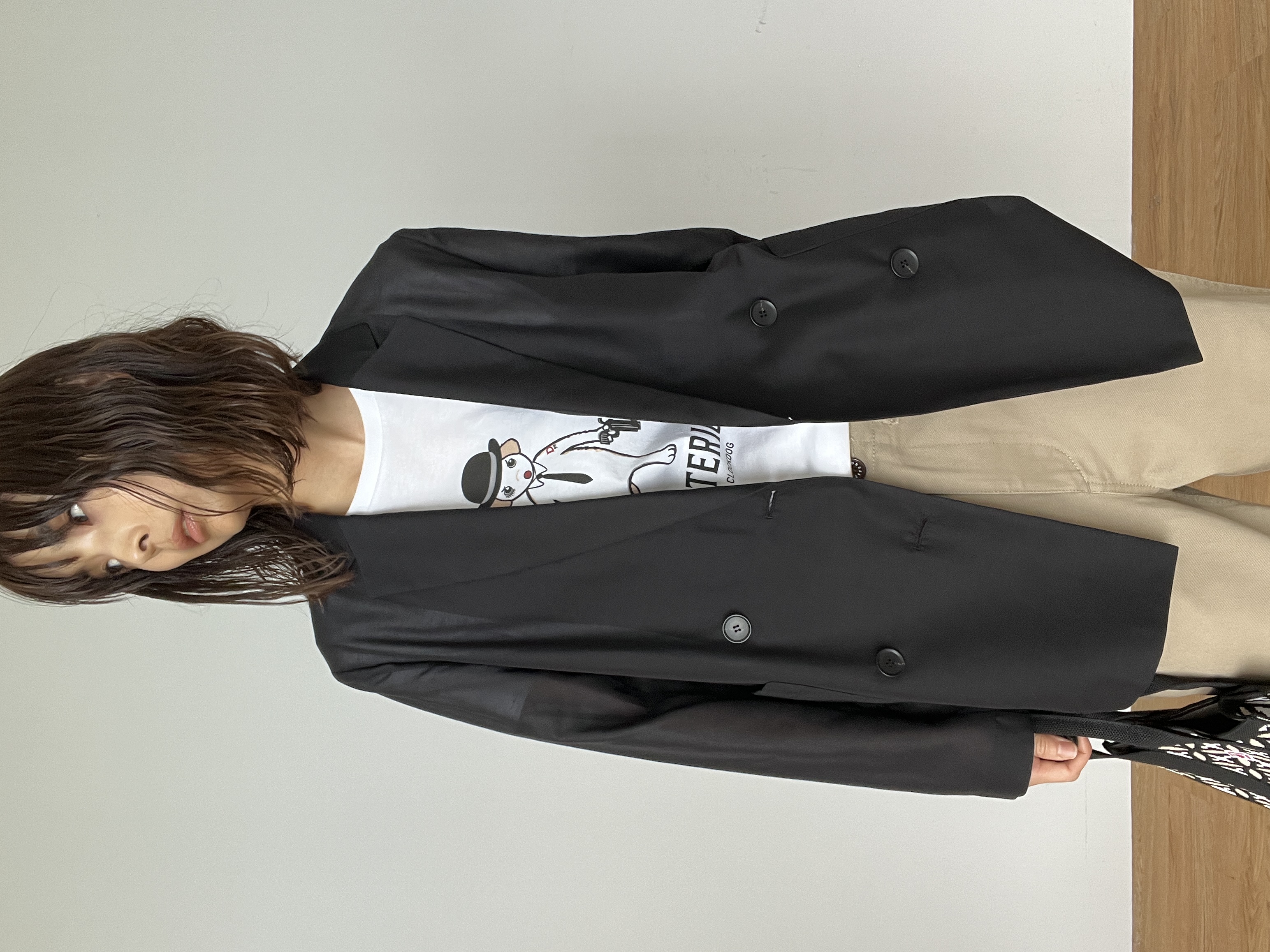 misaさんの「DRESSTERIOR｜EC&ルクア限定ボーラーハットクロックドッグTシャツ」を使ったコーディネート
