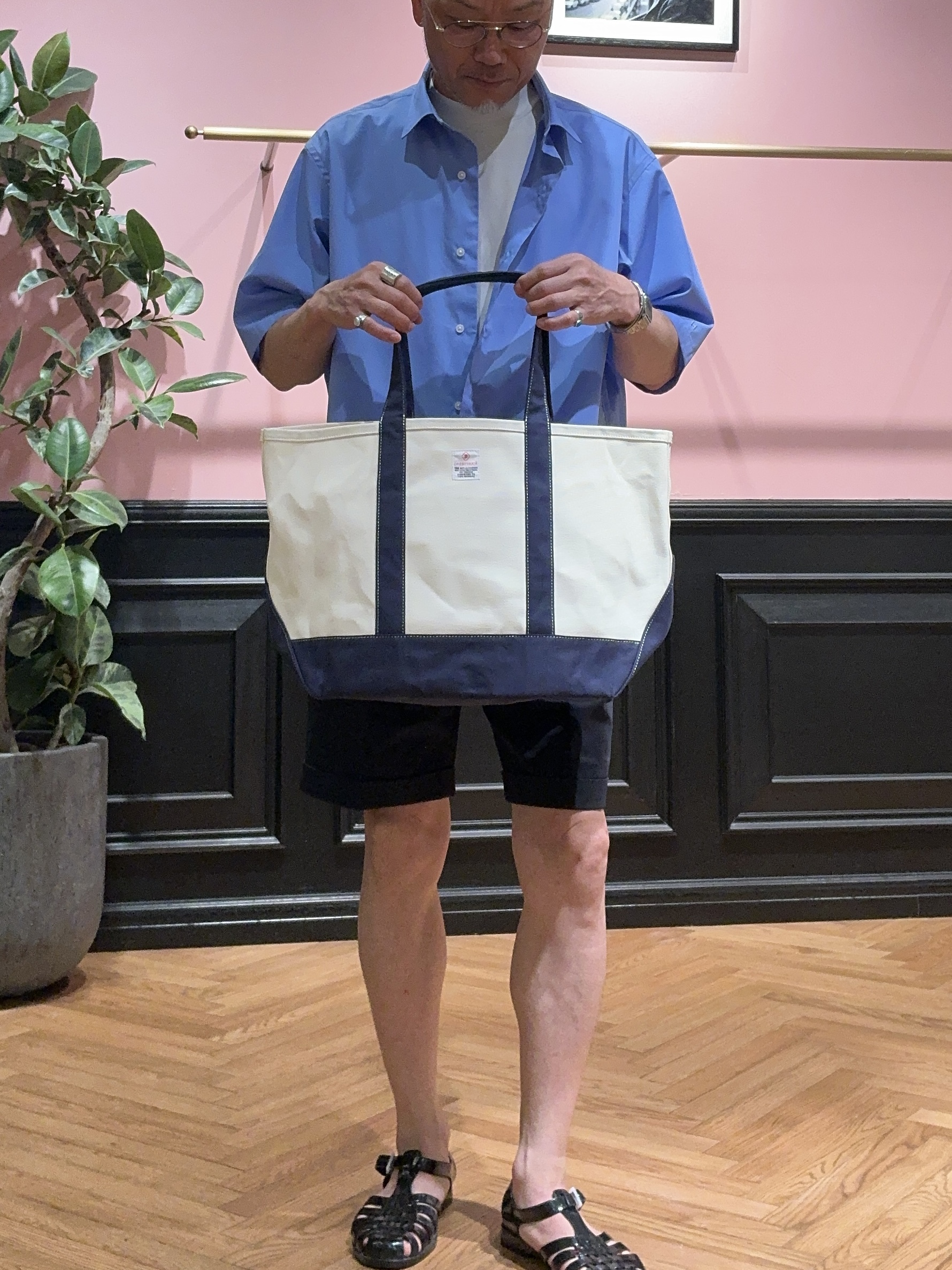 torigoeさんの「DRESSTERIOR｜【干場義雅&times;DRESSTERIOR】シドグラスシャツ」を使ったコーディネート
