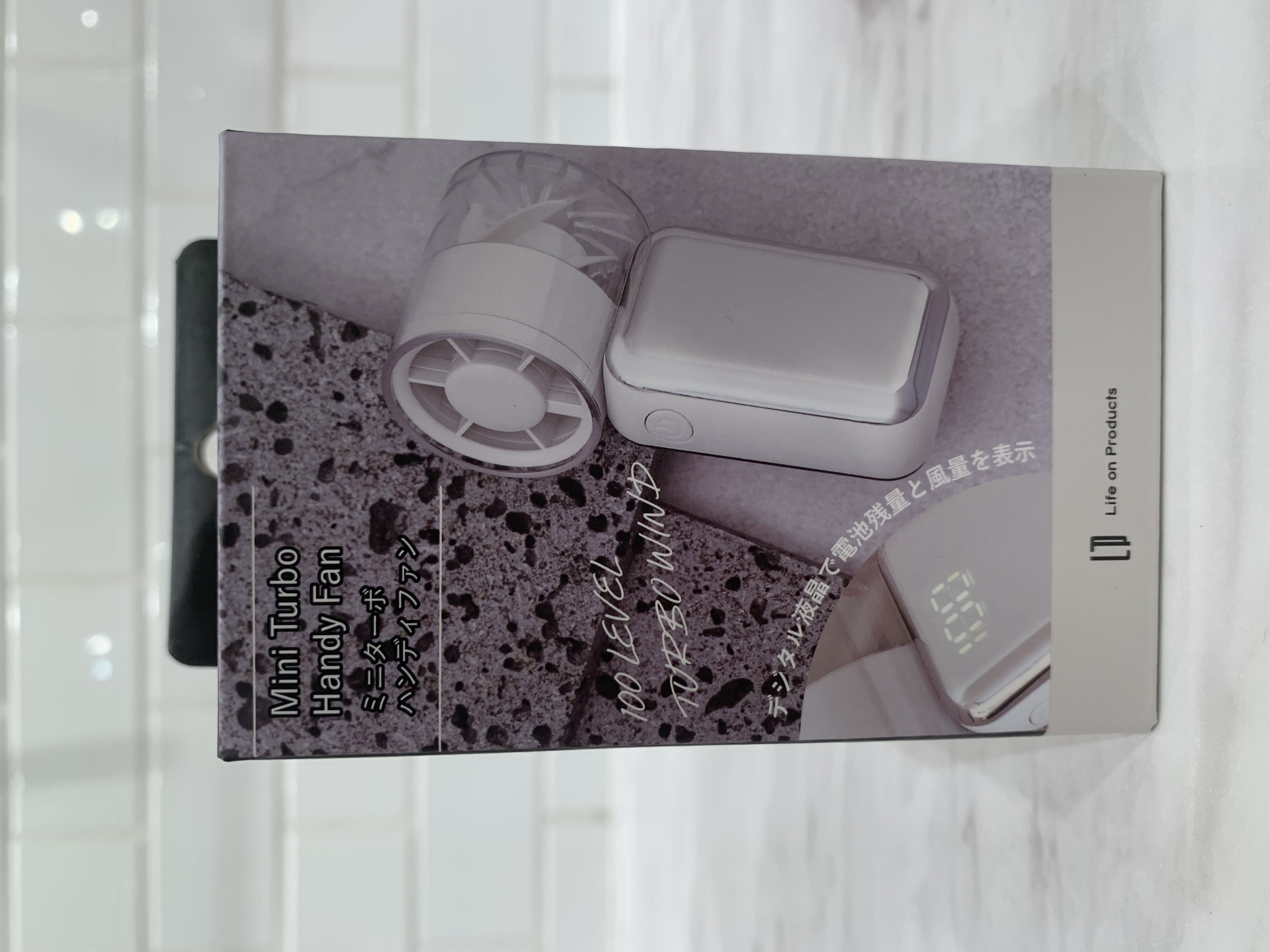 osaosaさんの「212 KITCHEN STORE｜ミニターボハンディファン WH」を使ったコーディネート