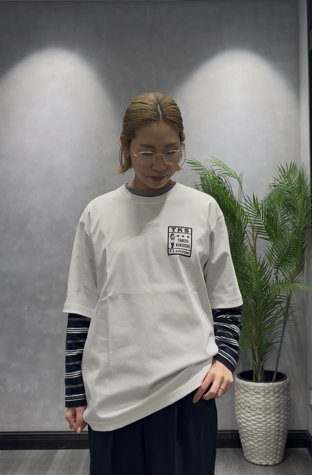 s___sさんの「TAKEO KIKUCHI｜【BOWLER HAT LABEL】アイスクリアコットン ピンナップガール 半袖Tシャツ」を使ったコーディネート