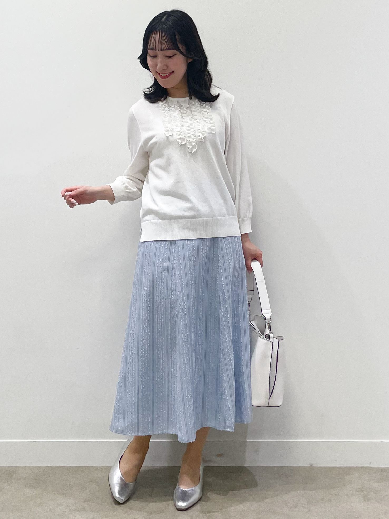 yukariさんの「Reflect｜フロントフリルデザインニット」を使ったコーディネート