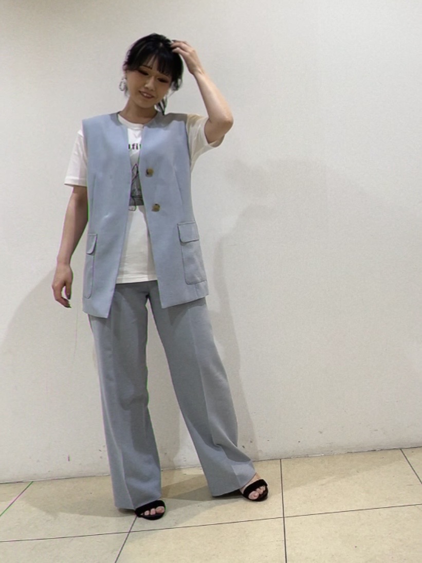 watanabeさんの「UNTITLED｜【セットアップ可/UV/接触冷感】スラブキーネックジレ」を使ったコーディネート