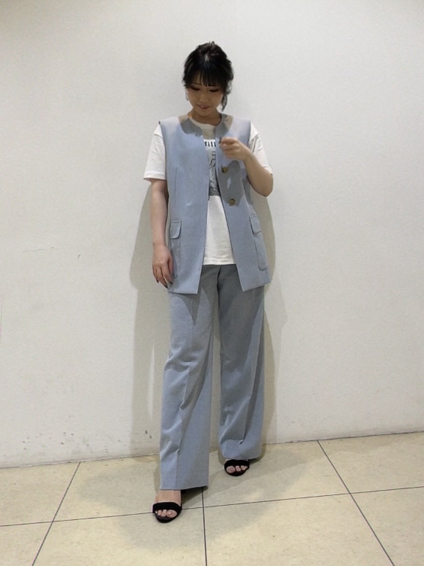 watanabeさんの「UNTITLED｜【セットアップ可/UV/接触冷感】スラブキーネックジレ」を使ったコーディネート