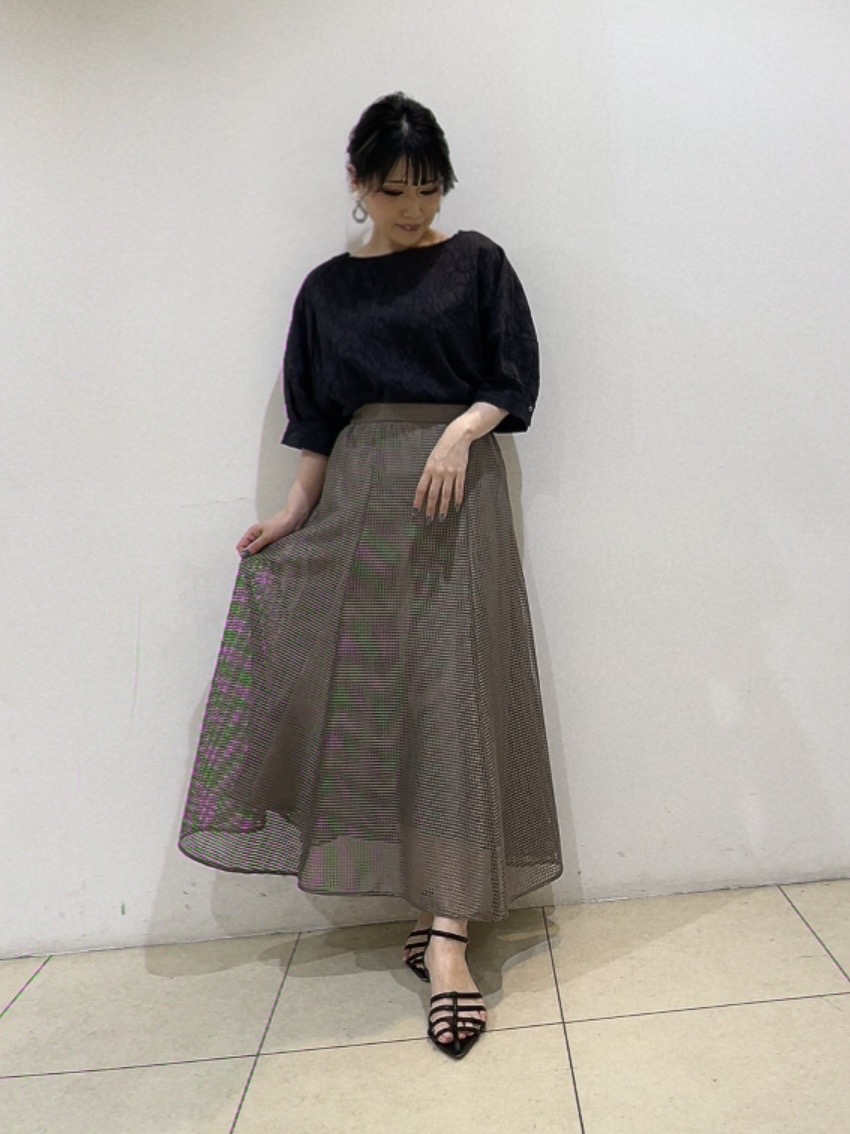 watanabeさんの「UNTITLED｜【洗える/ショート丈】ジャカードボートネックブラウス」を使ったコーディネート