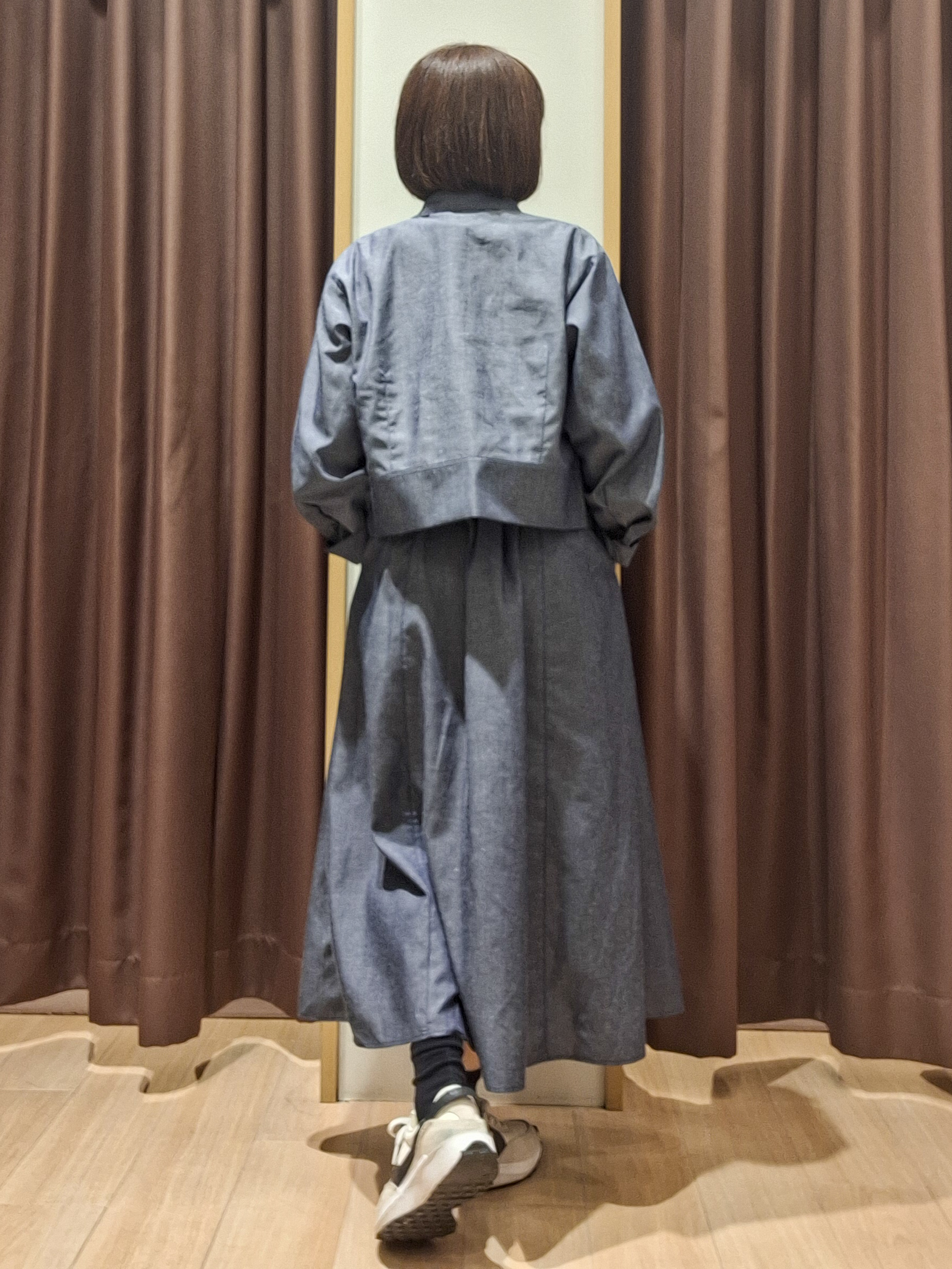 ウタさんの「grove｜【貴島明日香さん着用／イージーケア／接触冷感】麻混クロップドシャツ」を使ったコーディネート