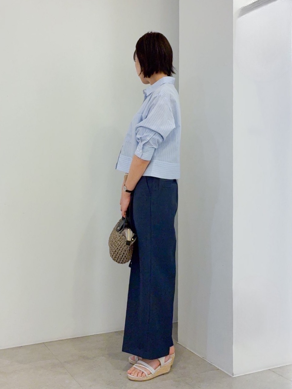 kanakoさんの「grove｜【貴島明日香さん着用／イージーケア／接触冷感】麻混クロップドシャツ」を使ったコーディネート