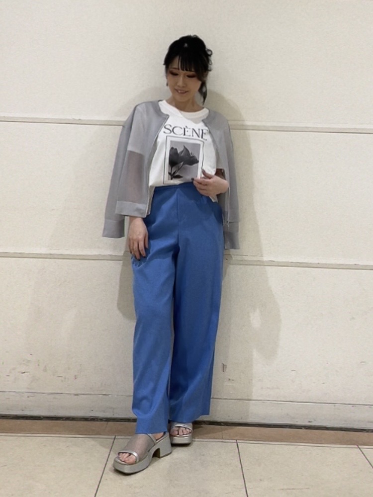 watanabeさんの「UNTITLED｜【古畑星夏さん着用/ロゴ/プリント】グラフィックTシャツ」を使ったコーディネート