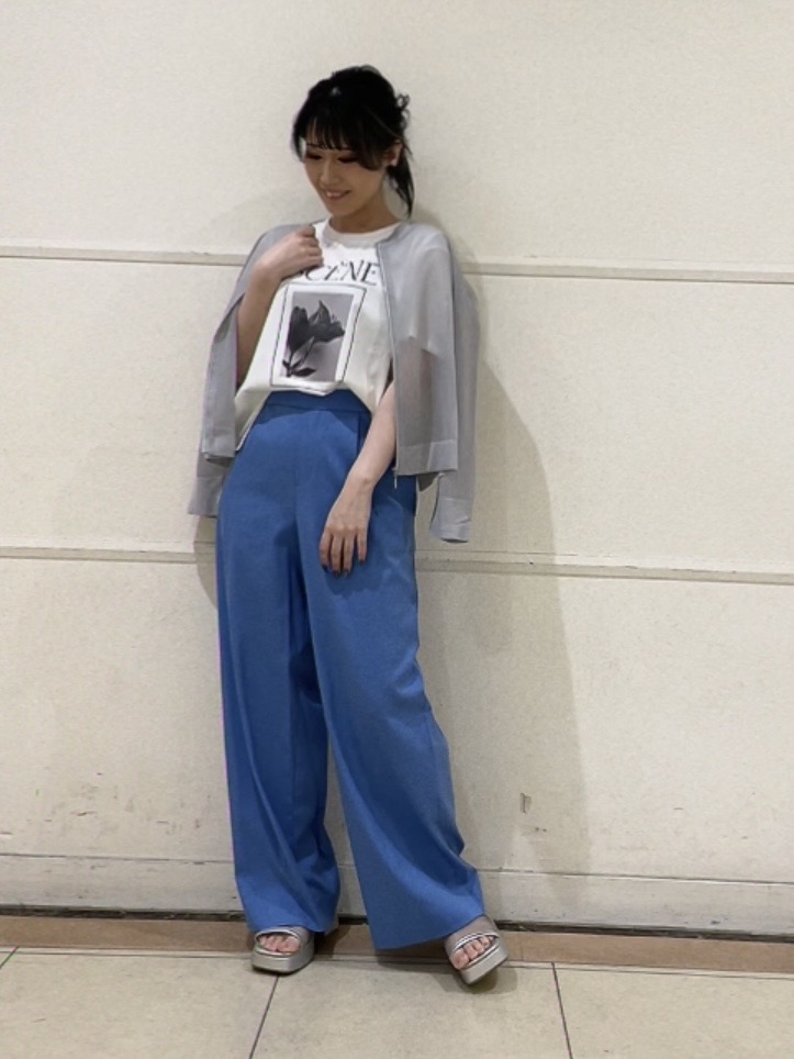 watanabeさんの「UNTITLED｜【古畑星夏さん着用/ロゴ/プリント】グラフィックTシャツ」を使ったコーディネート