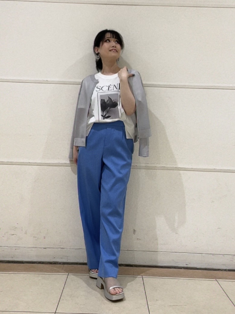 watanabeさんの「UNTITLED｜【古畑星夏さん着用/ロゴ/プリント】グラフィックTシャツ」を使ったコーディネート