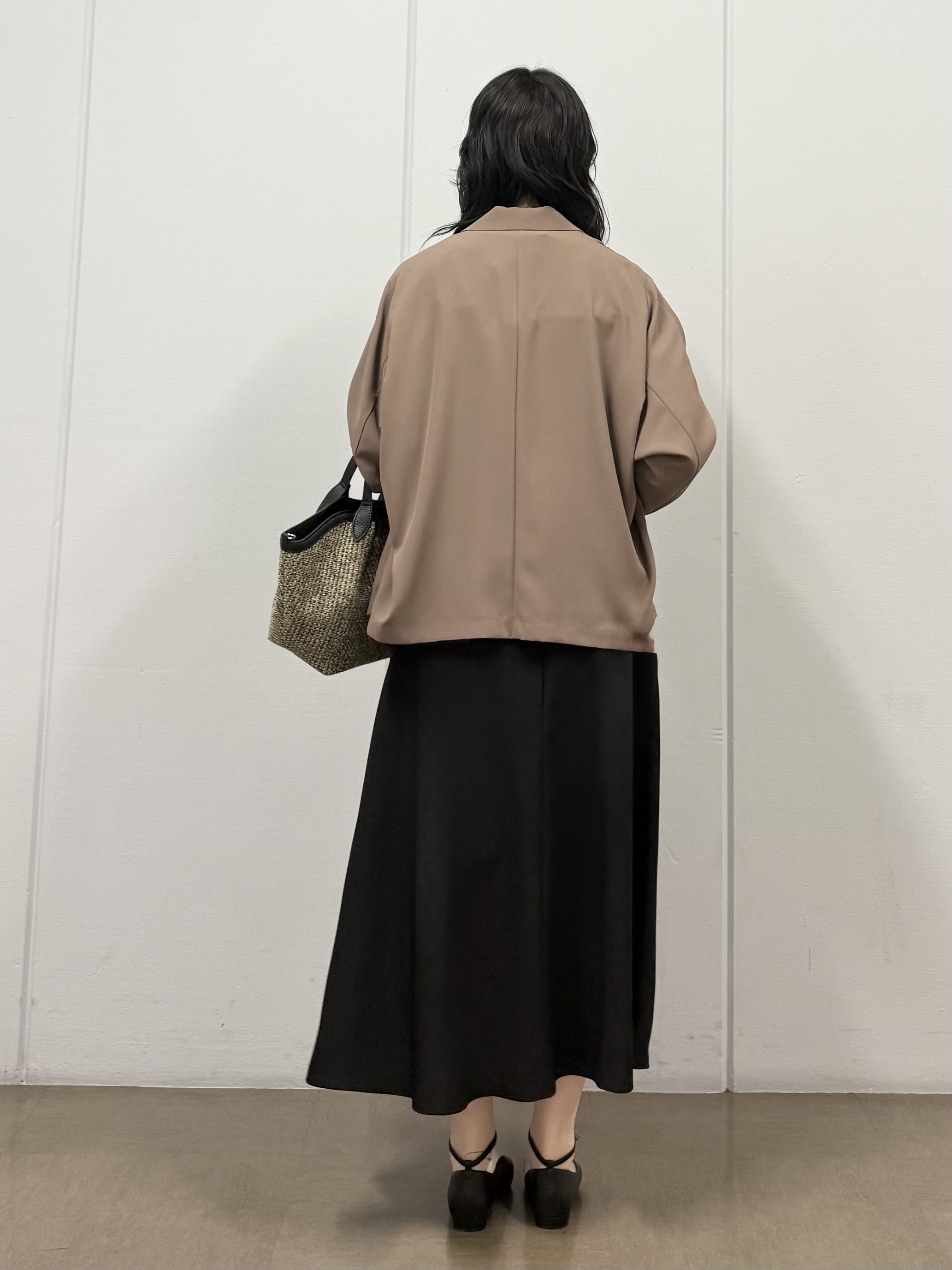 mizukiさんの「INDIVI｜【さらに軽く軽快！／着る日傘】ドルマンダブルジャケット」を使ったコーディネート