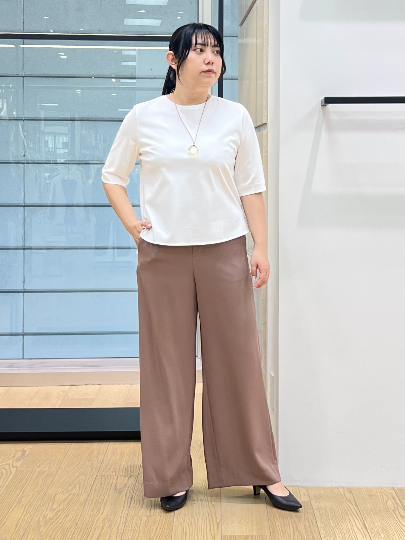shimaさんの「INDIVI｜【さらに軽く軽快！／着る日傘】ノーカラージャケット」を使ったコーディネート