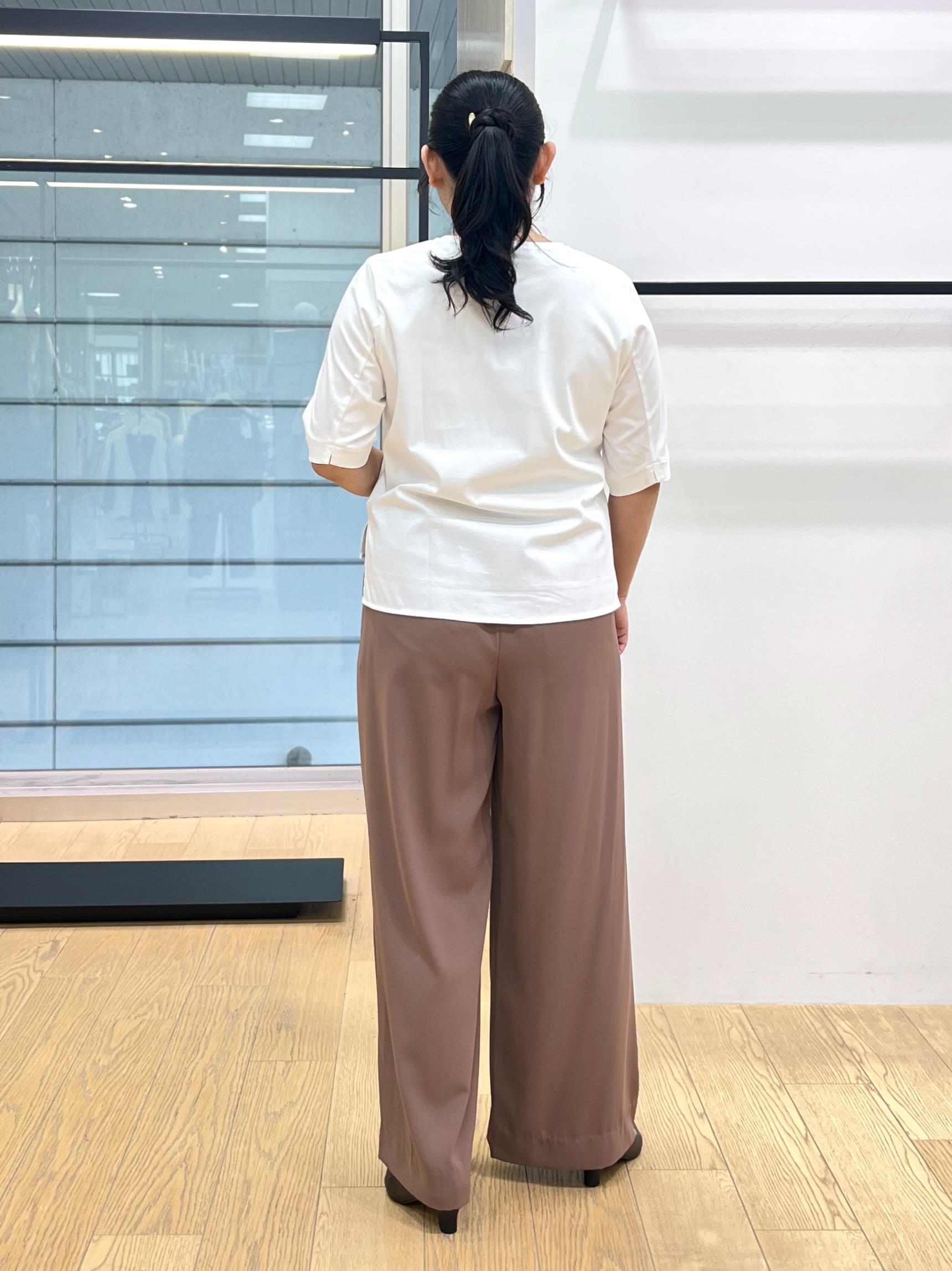 shimaさんの「INDIVI｜【さらに軽く軽快！／着る日傘】ノーカラージャケット」を使ったコーディネート