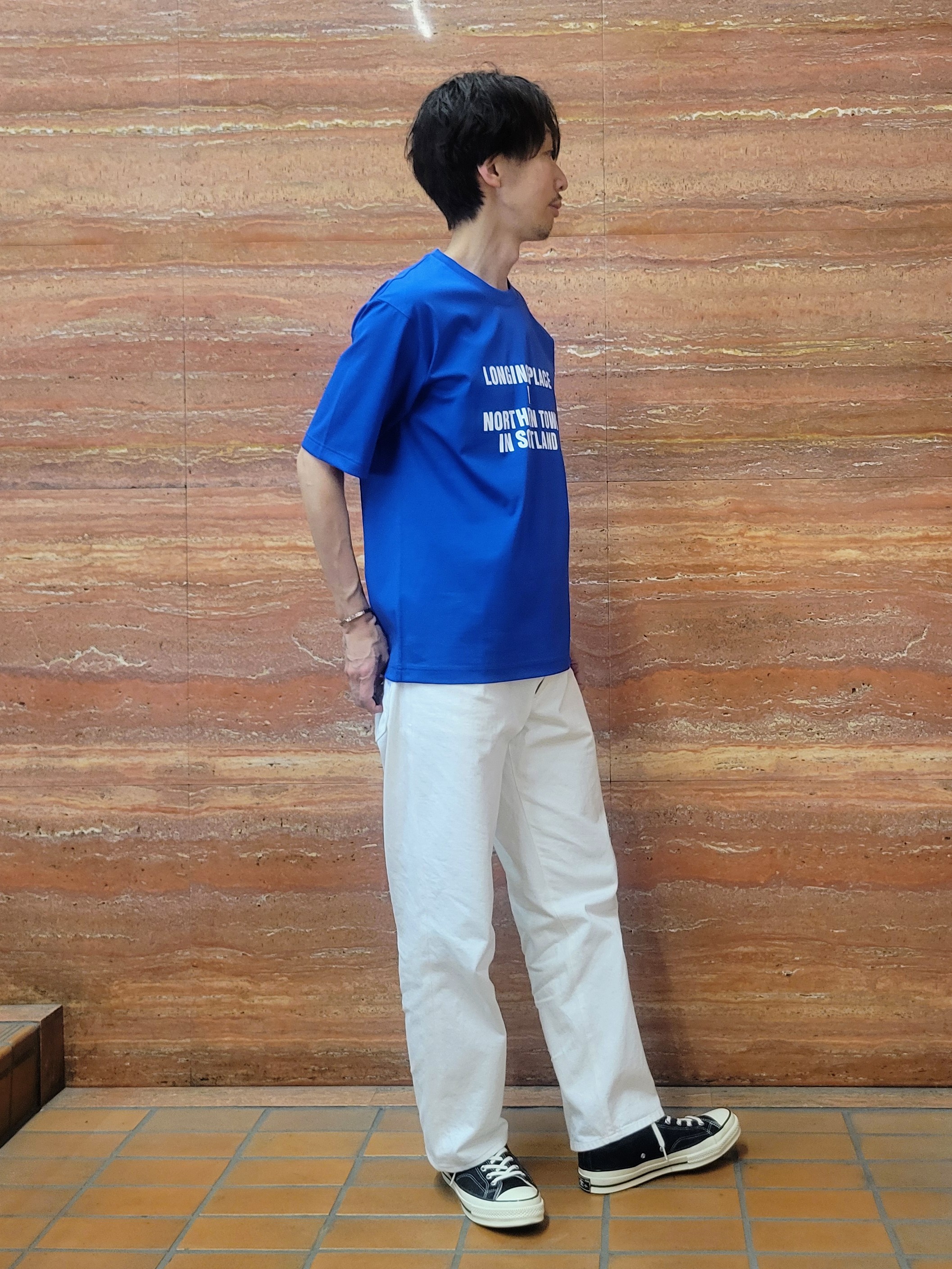 piroyaさんの「TAKEO KIKUCHI｜【BOWLER HAT LABEL】アイスクリアコットン バッククロスピストル 半袖Tシャツ」を使ったコーディネート
