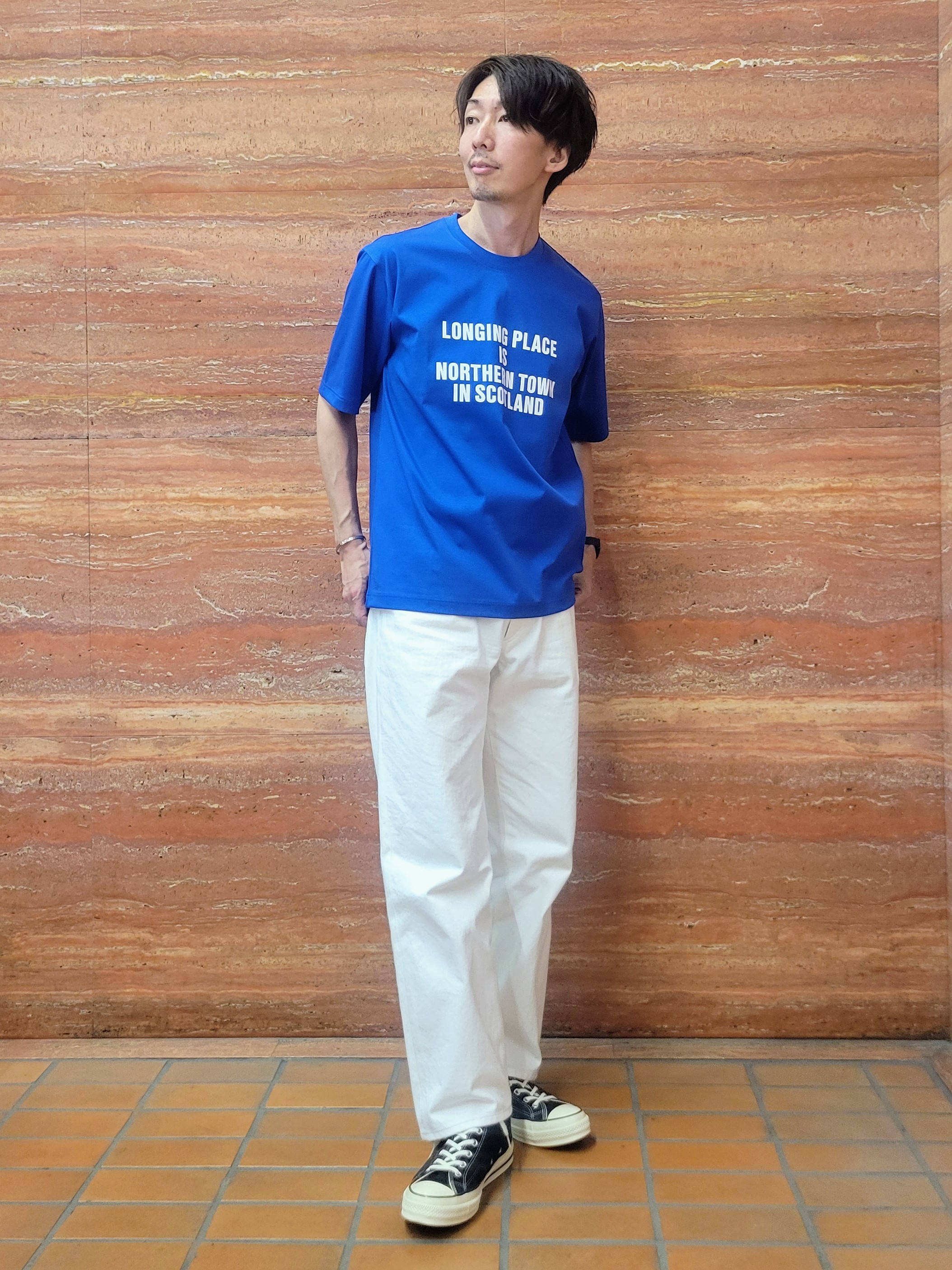 piroyaさんの「TAKEO KIKUCHI｜【BOWLER HAT LABEL】アイスクリアコットン バッククロスピストル 半袖Tシャツ」を使ったコーディネート