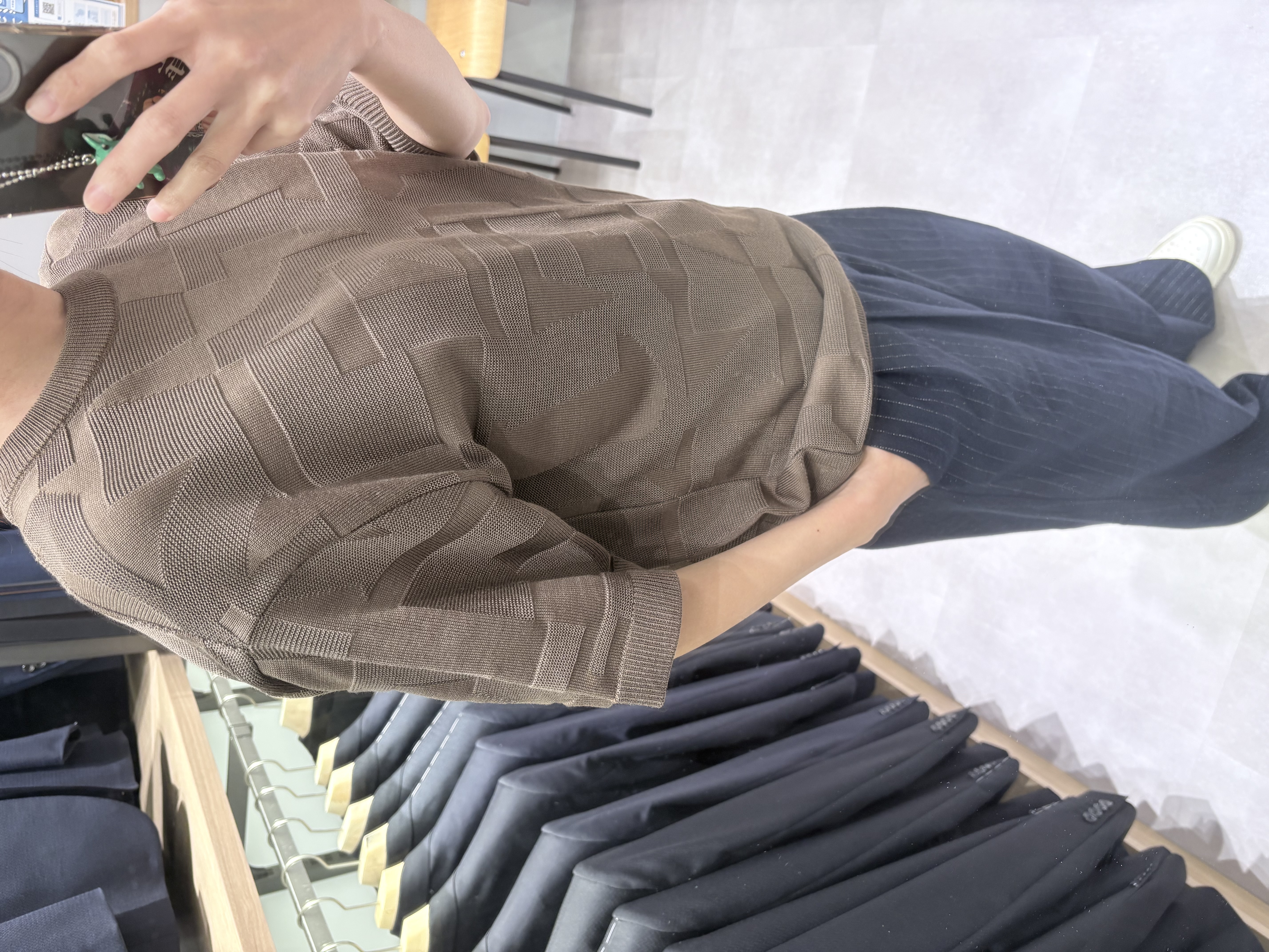 よぴさんの「TAKEO KIKUCHI｜【徳島ニット】ニットＴシャツ」を使ったコーディネート