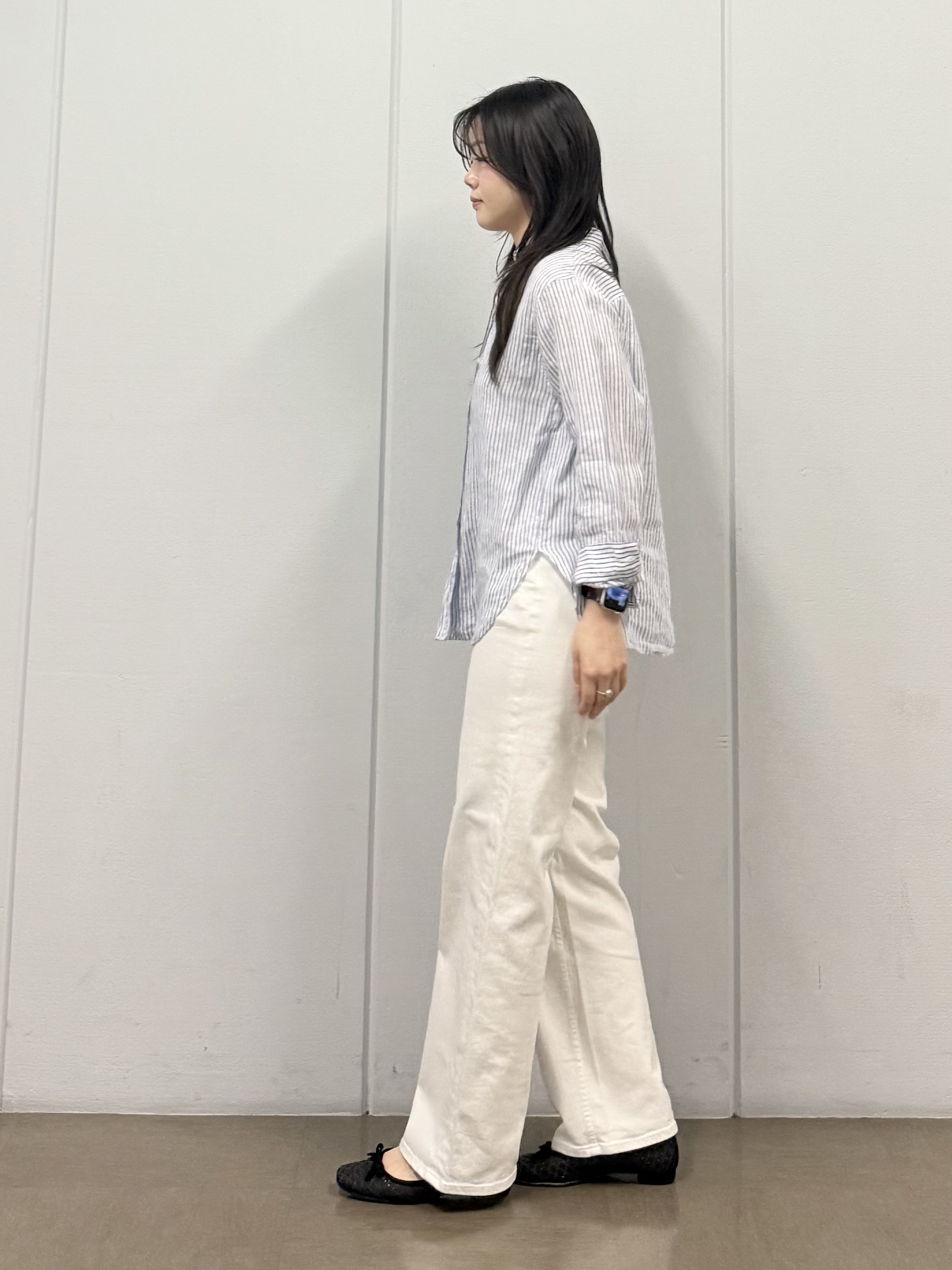 mizukiさんの「INDIVI｜【さらに軽く軽快！／着る日傘】颯爽ジレジャケット」を使ったコーディネート