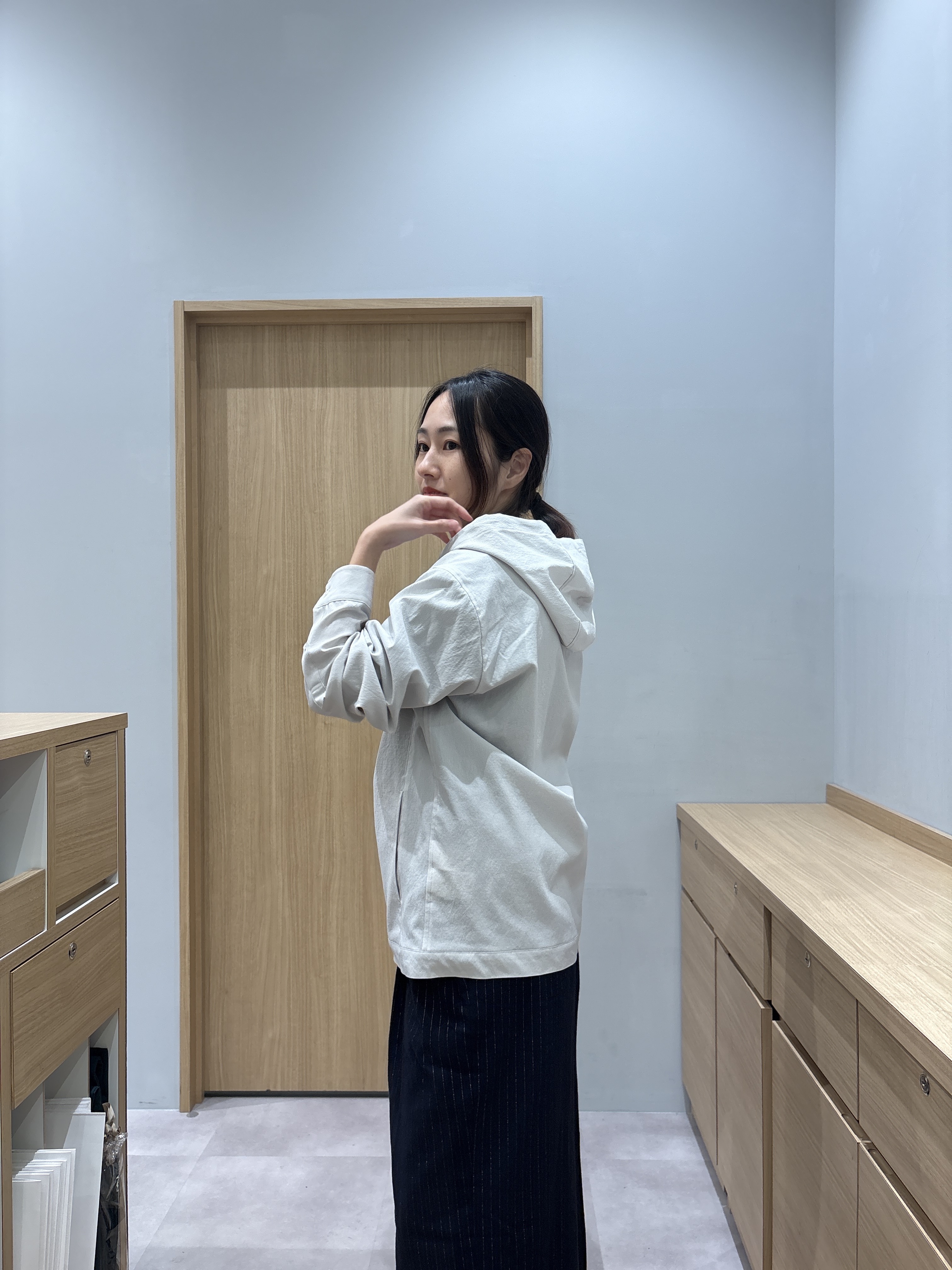 よぴさんの「TAKEO KIKUCHI｜【撥水・洗える・シワになりにくい】 リランチェ（R） フードブルゾン」を使ったコーディネート