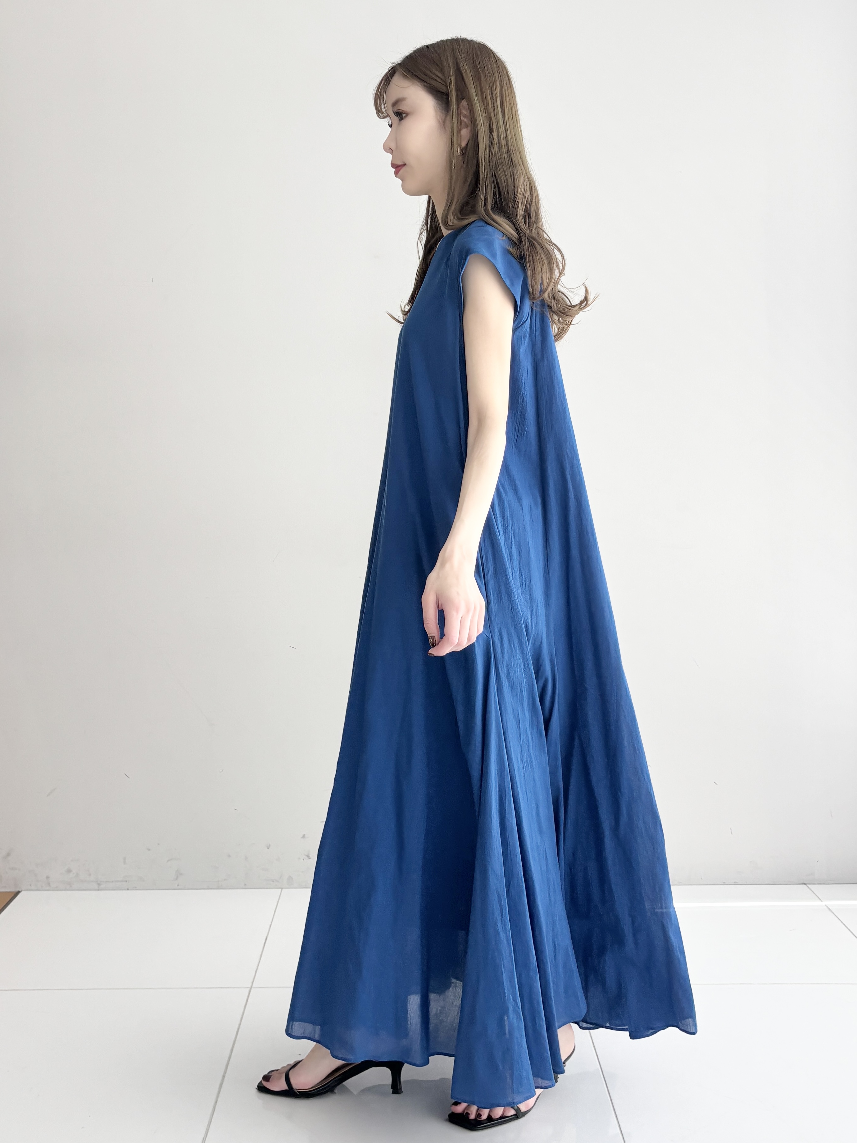 清水夏姫さんの「DRESSTERIOR｜【otonaMUSE5月号掲載】スキニーベルトサンダル」を使ったコーディネート