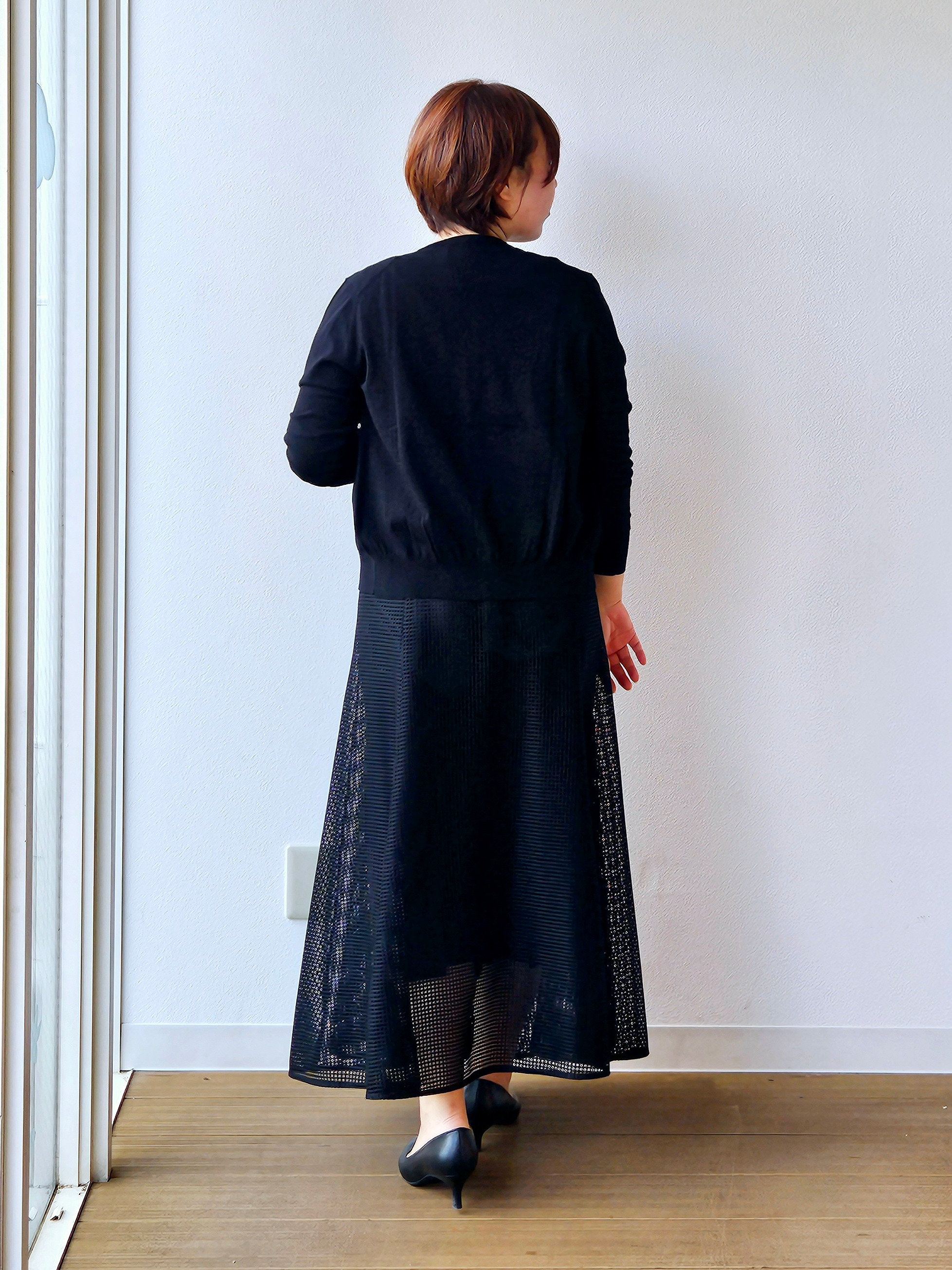 やじまさんの「UNTITLED｜【9色展開/アンサンブル可】コットンクルーネックカーディガン」を使ったコーディネート