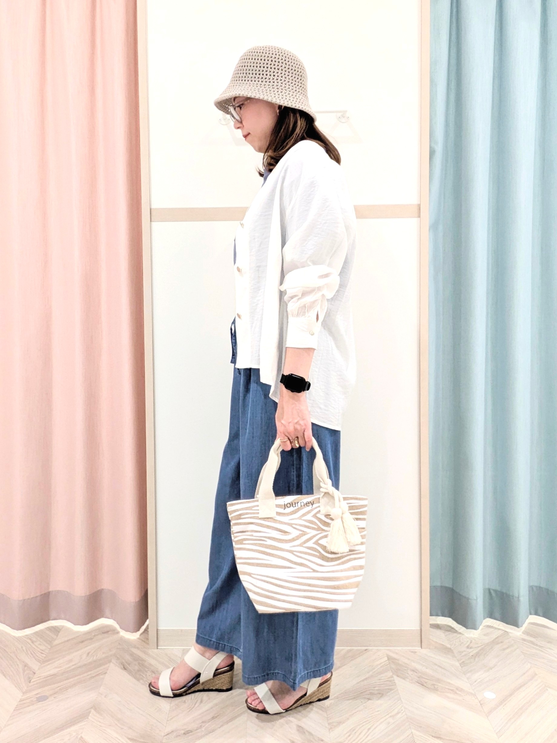 miyuさんの「SHOO･LA･RUE｜【S-LL/体型カバー/Aライン】身体のラインを拾いにくい シアーシャツカーディガン」を使ったコーディネート