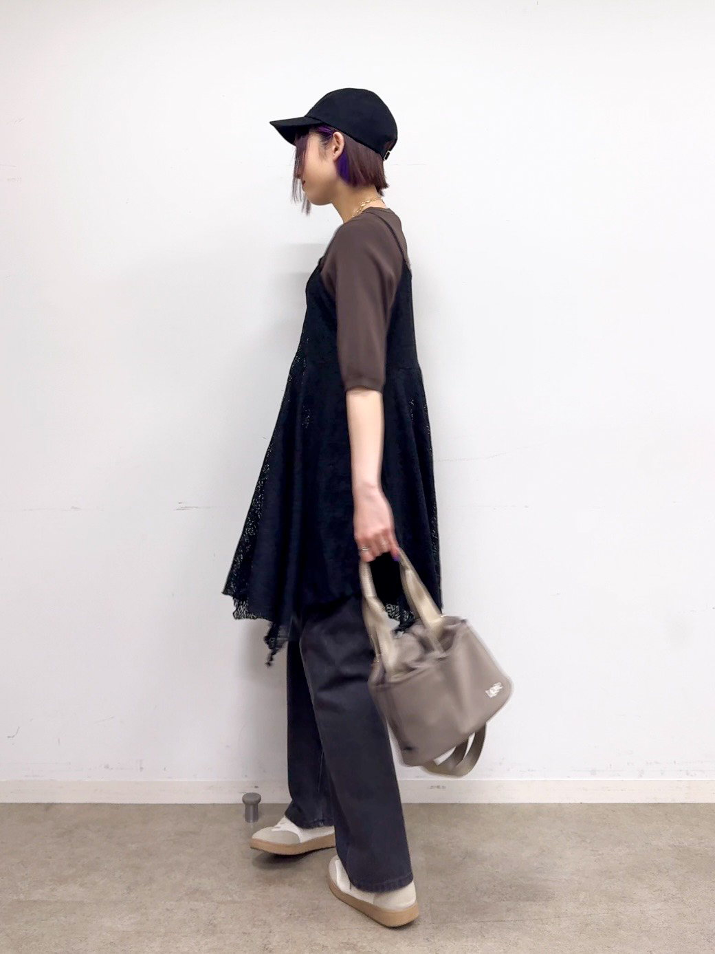 𝐜𝐡𝐢𝐤𝐚さんの「SHOO･LA･RUE｜【毎日洗える/S-LL/ひんやり/UV】上半身すっきり 二の腕見せない5分袖ニット」を使ったコーディネート