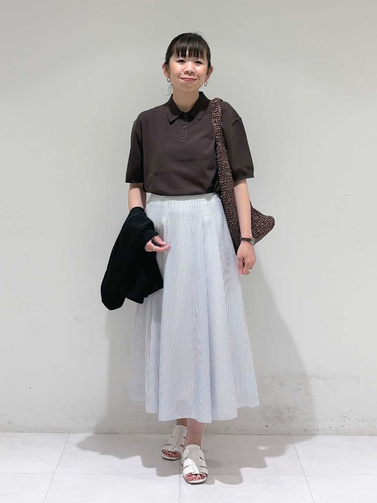 tsuyuさんの「INDIVI｜【さらに軽く軽快！／着る日傘】ノーカラージャケット」を使ったコーディネート