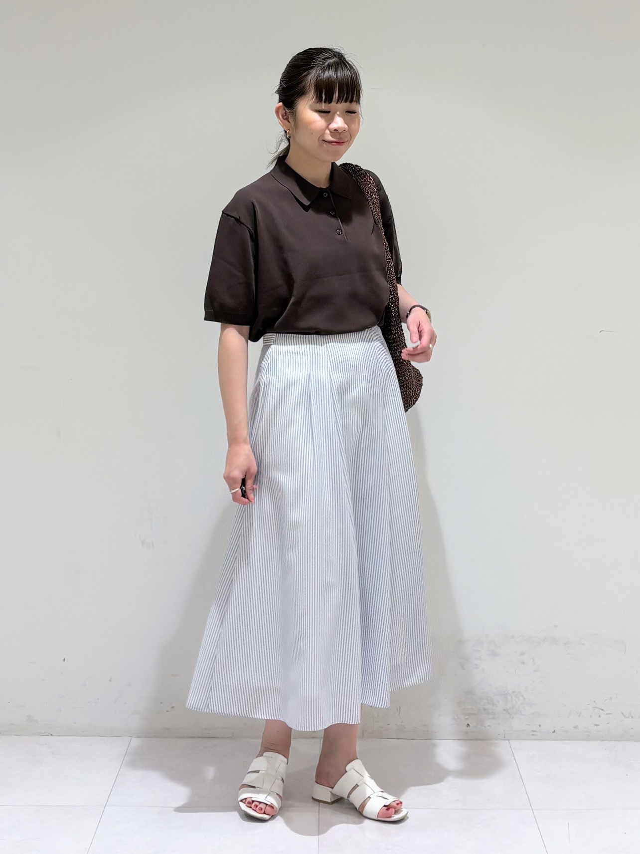 tsuyuさんの「INDIVI｜【さらに軽く軽快！／着る日傘】ノーカラージャケット」を使ったコーディネート