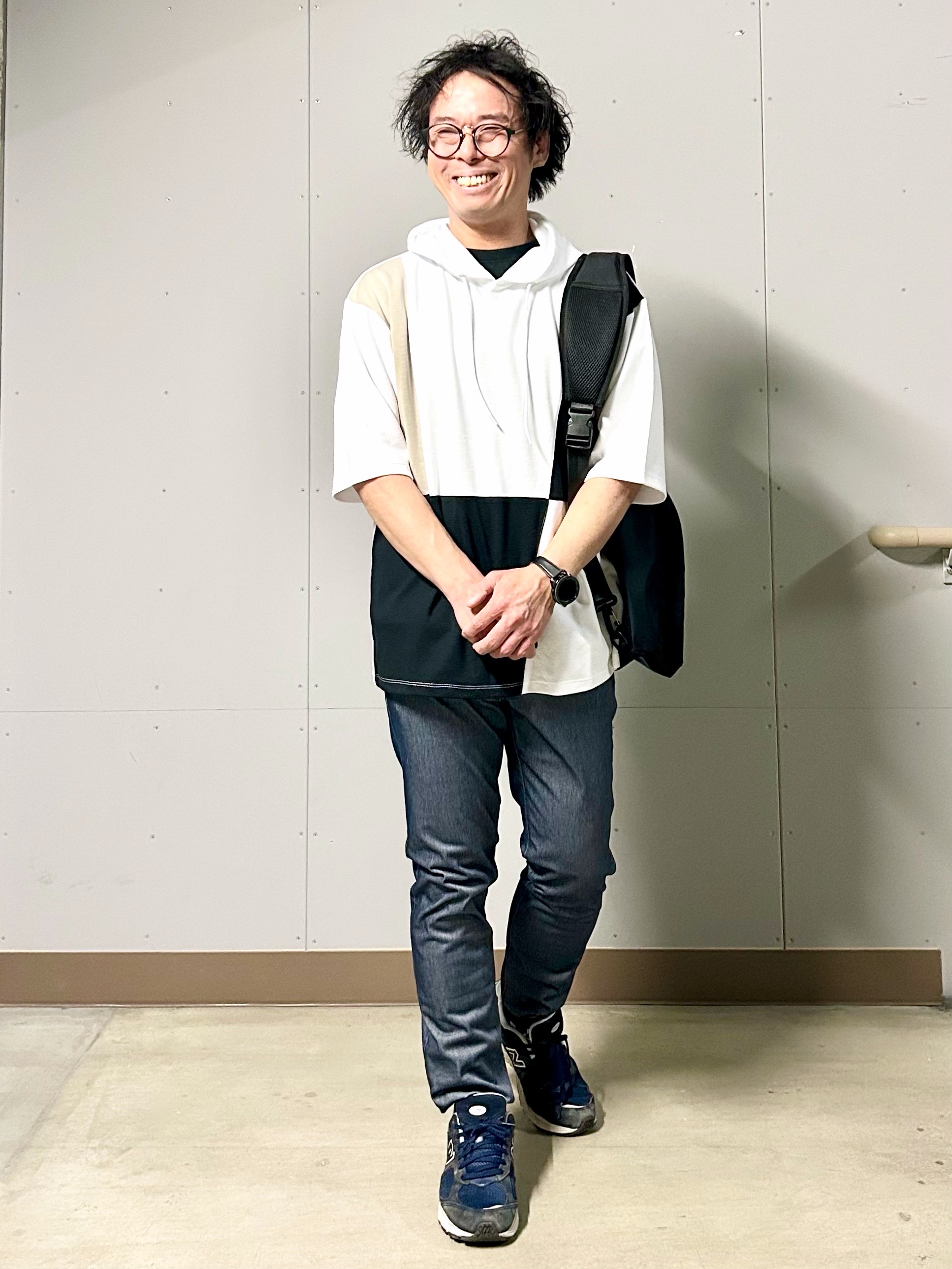 KENJI Iさんの「THE SHOP TK｜ブロッキング半袖パーカ 【洗濯機OK】」を使ったコーディネート