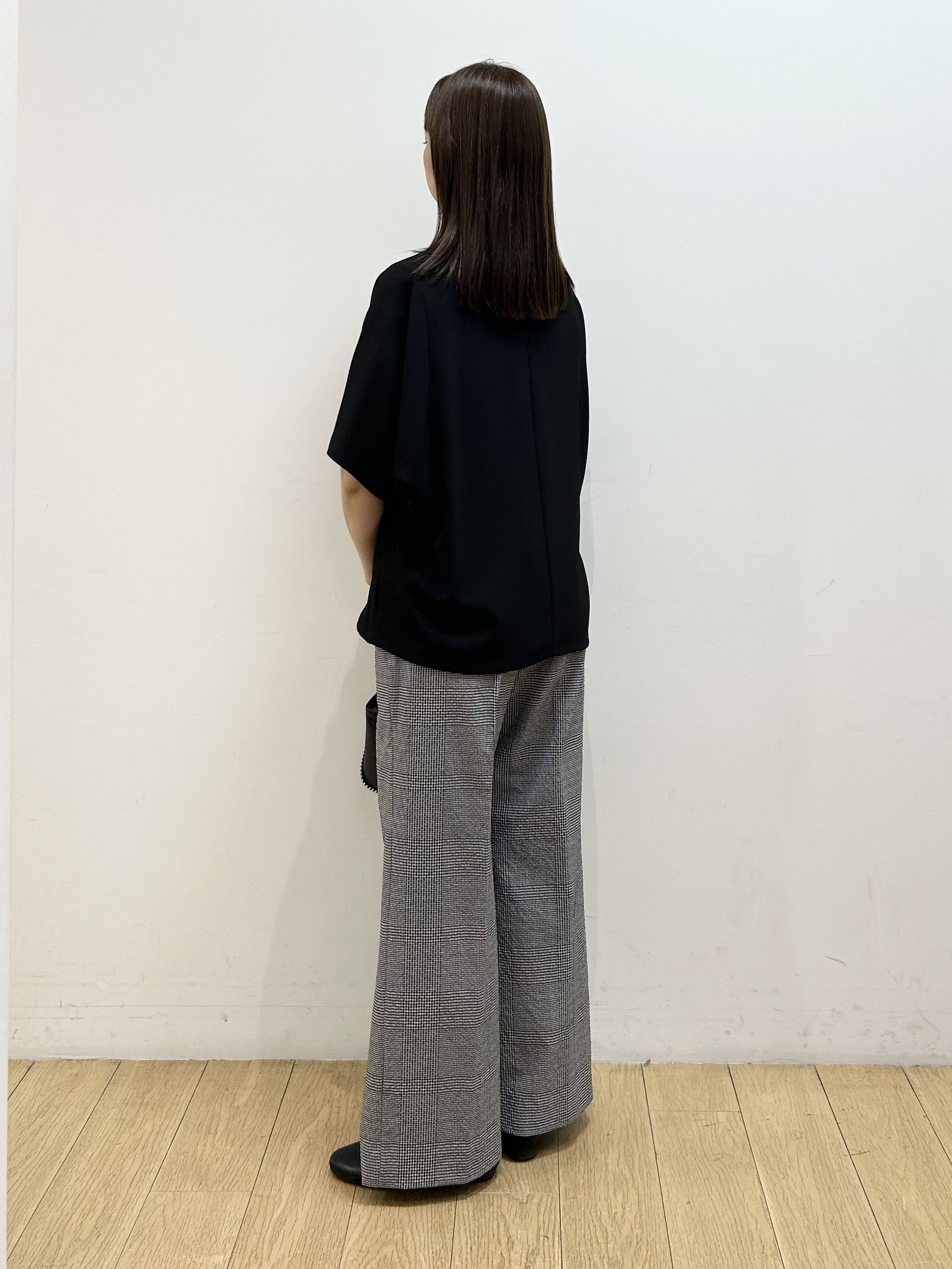 kozueさんの「INDIVI｜【抗菌防臭／消臭】上品光沢コットンTシャツ」を使ったコーディネート